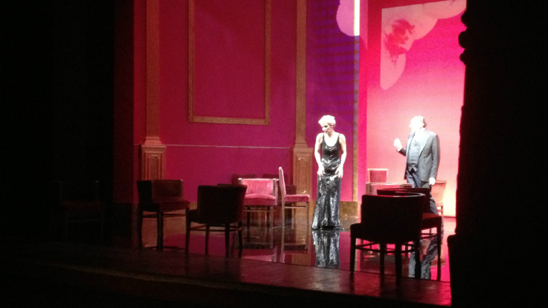 Immagine di Un amore di Swann al teatro casalese Tre interpreti straordinari: Iaia Forte, Sandro Lombardi, Elena Ghiaurov