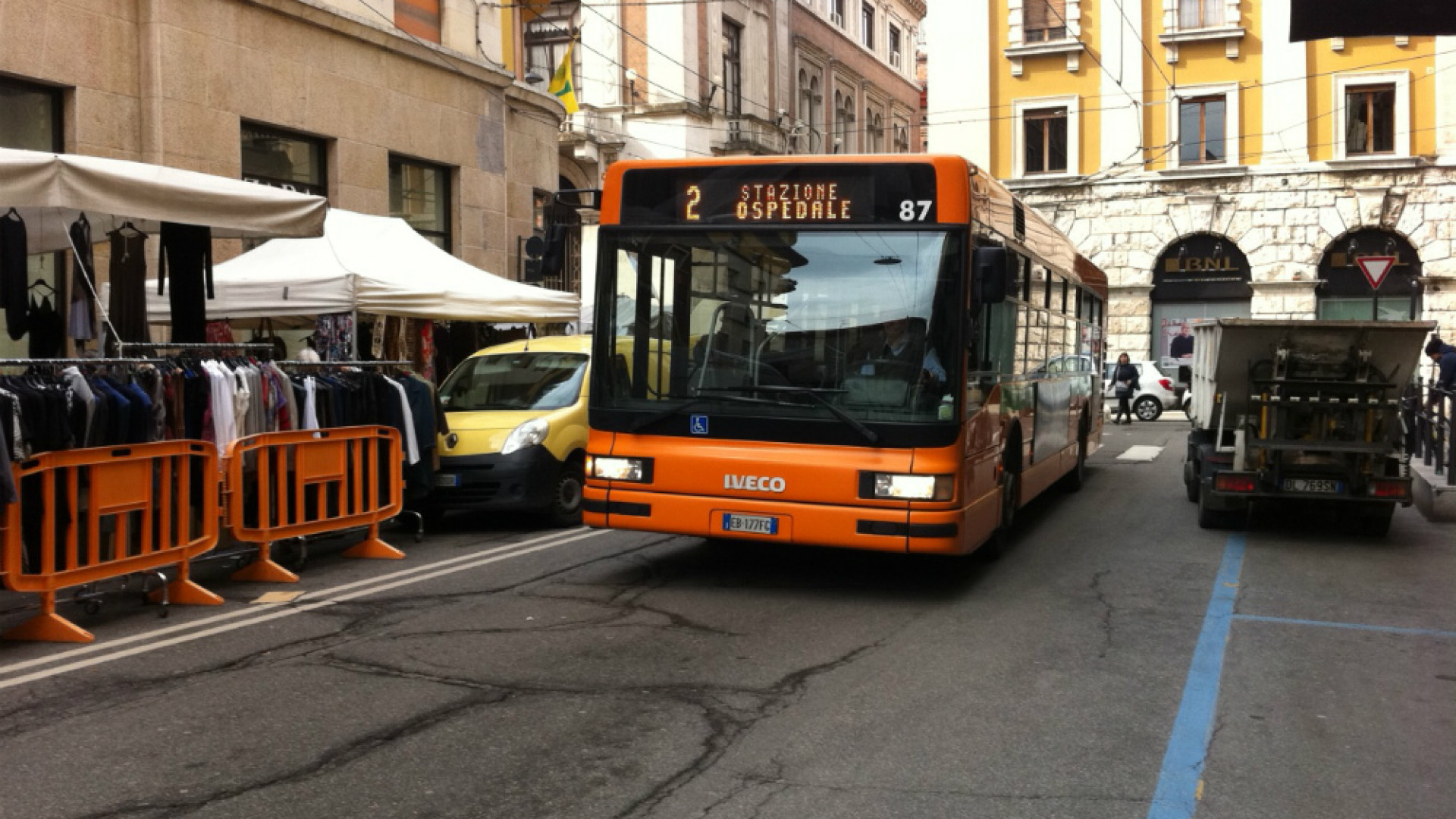 Immagine di L'idea di modificare la viabilità di piazza Marconi riapre le speranze della catergoria