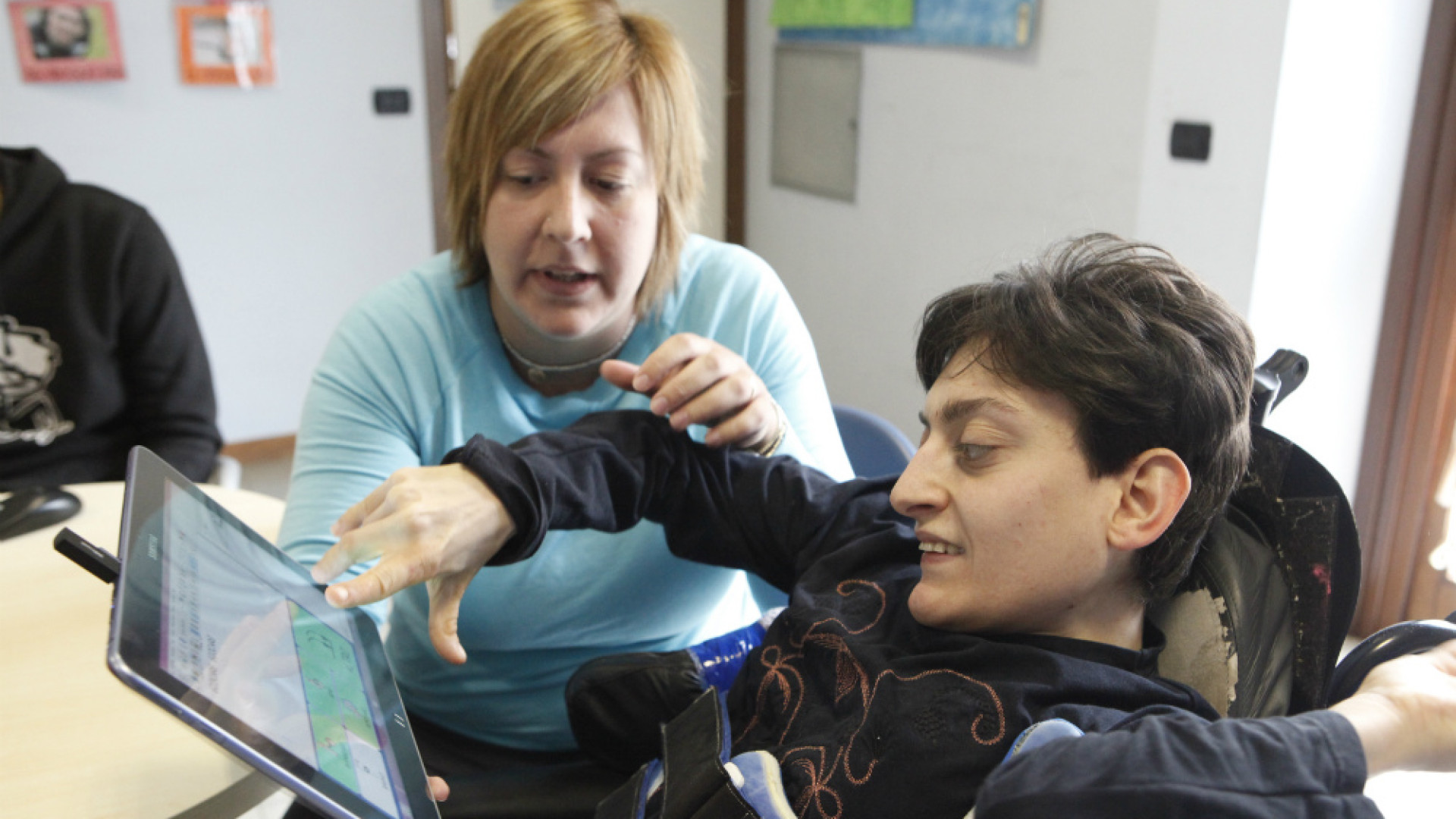 Immagine di La disabilità abbatte nuovi muri con i tablet e la musicoterapia alla Santa Federici di Casalmaggiore