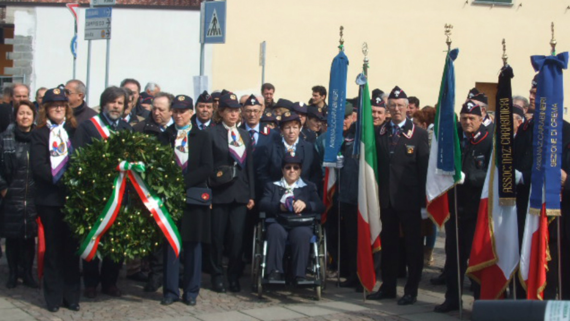 Immagine di Una cerimonia per ricordare il brigadiere Di Rauso Colpito a morte 35 anni fa per sventare una rapina Il sindaco: «Un sacrificio da non dimenticare»