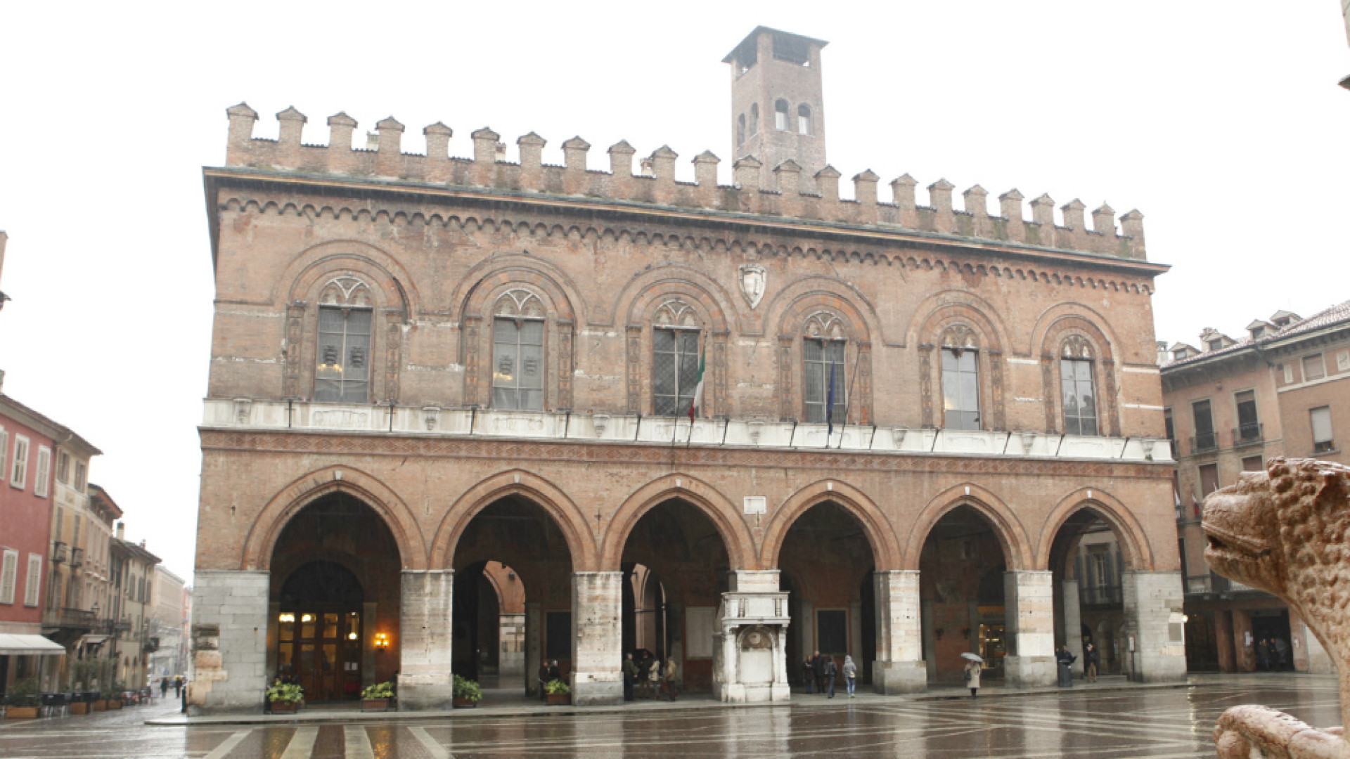 Immagine di Comune: petizione per gli ex precari Firmano in 353 su 750 Ecco il testo consegnato al Sindaco