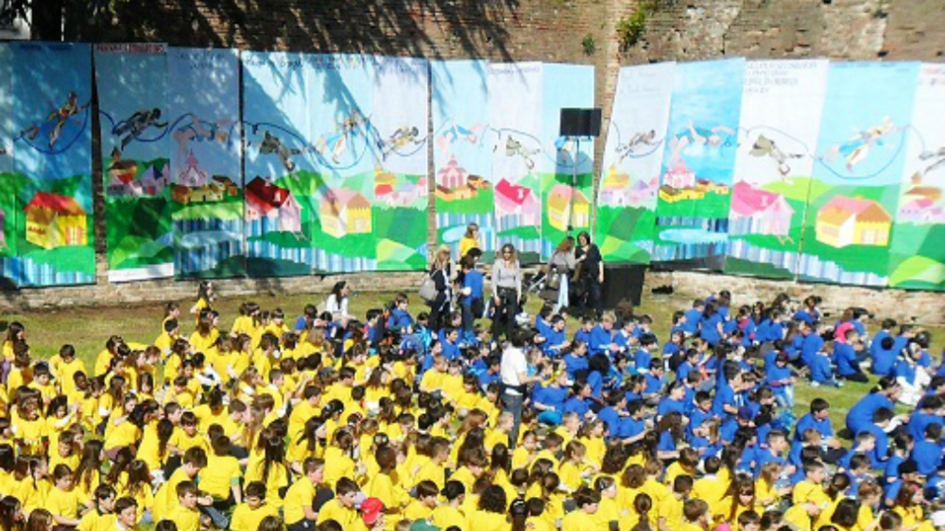 Immagine di "Le avventure del professor Terra Terra" Domani l'EcoFesta SCS in piazza Duomo con 2500 alunni delle scuole cremasche