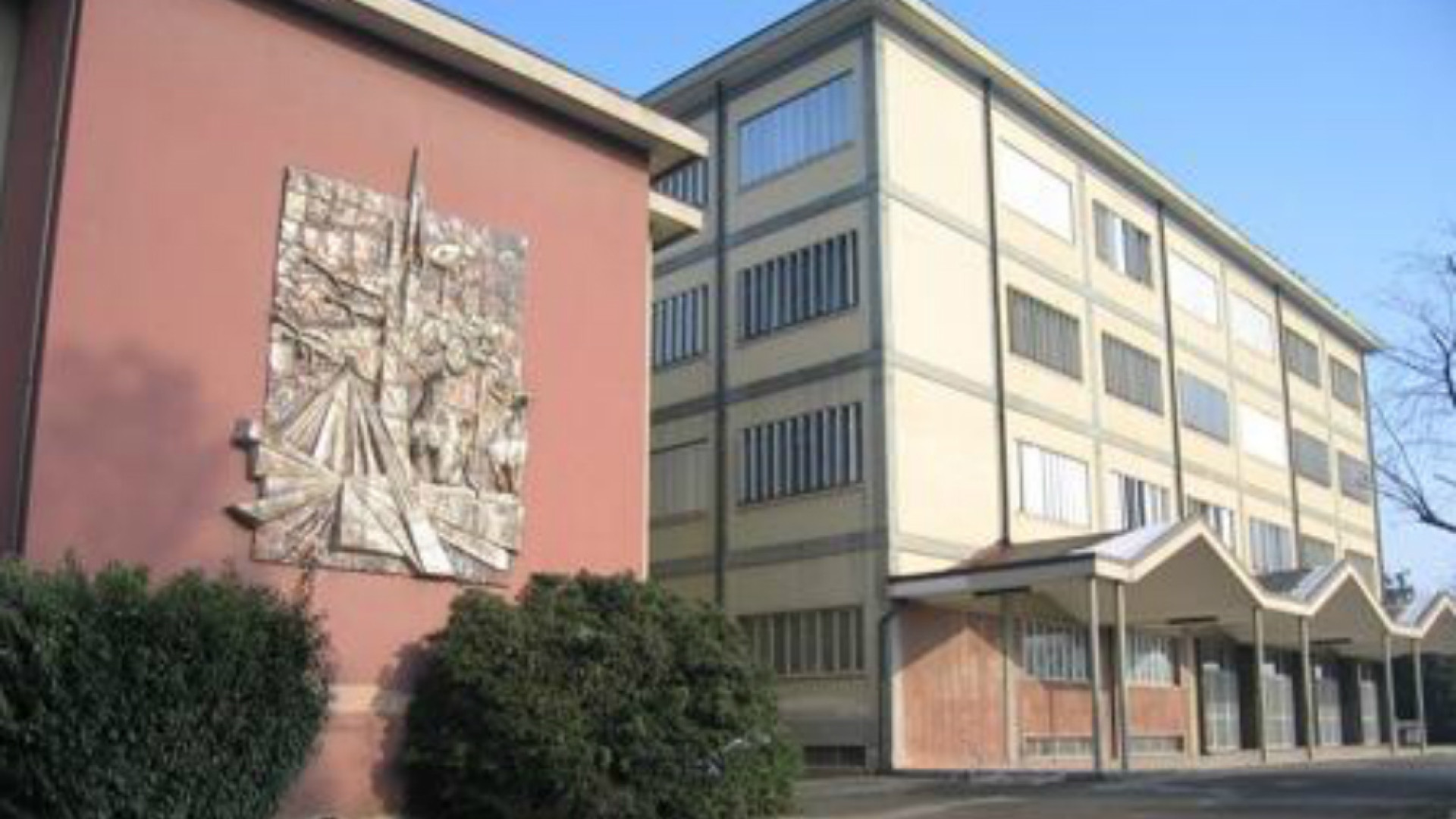 Immagine di Il Ministero sblocca i fondi per l'edilizia scolastica 2 milioni e 153mila euro per la messa in sicurezza degli istituti "Torriani", "Apc" e "Galilei"