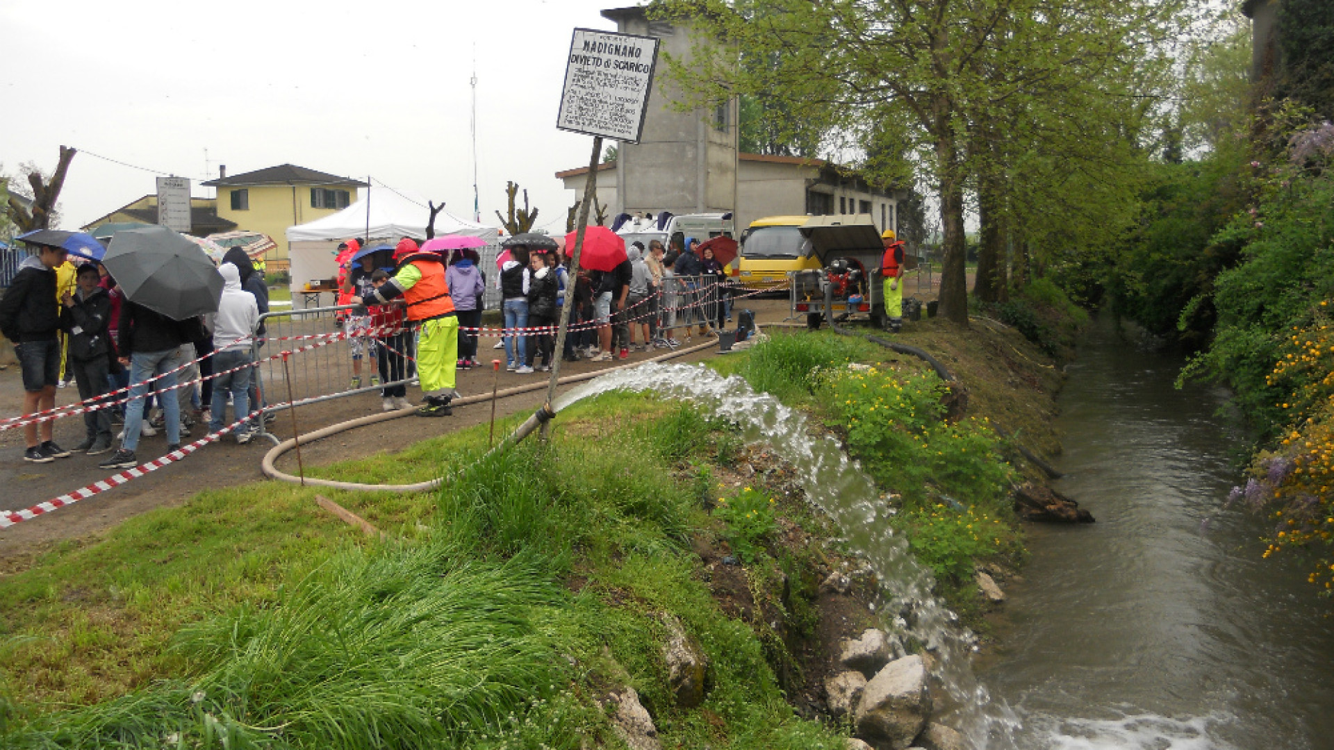 Immagine di Castel Gabbiano, operazione "Fiumi sicuri" Esercitazione della Protezione civile per la sicurezza del Serio