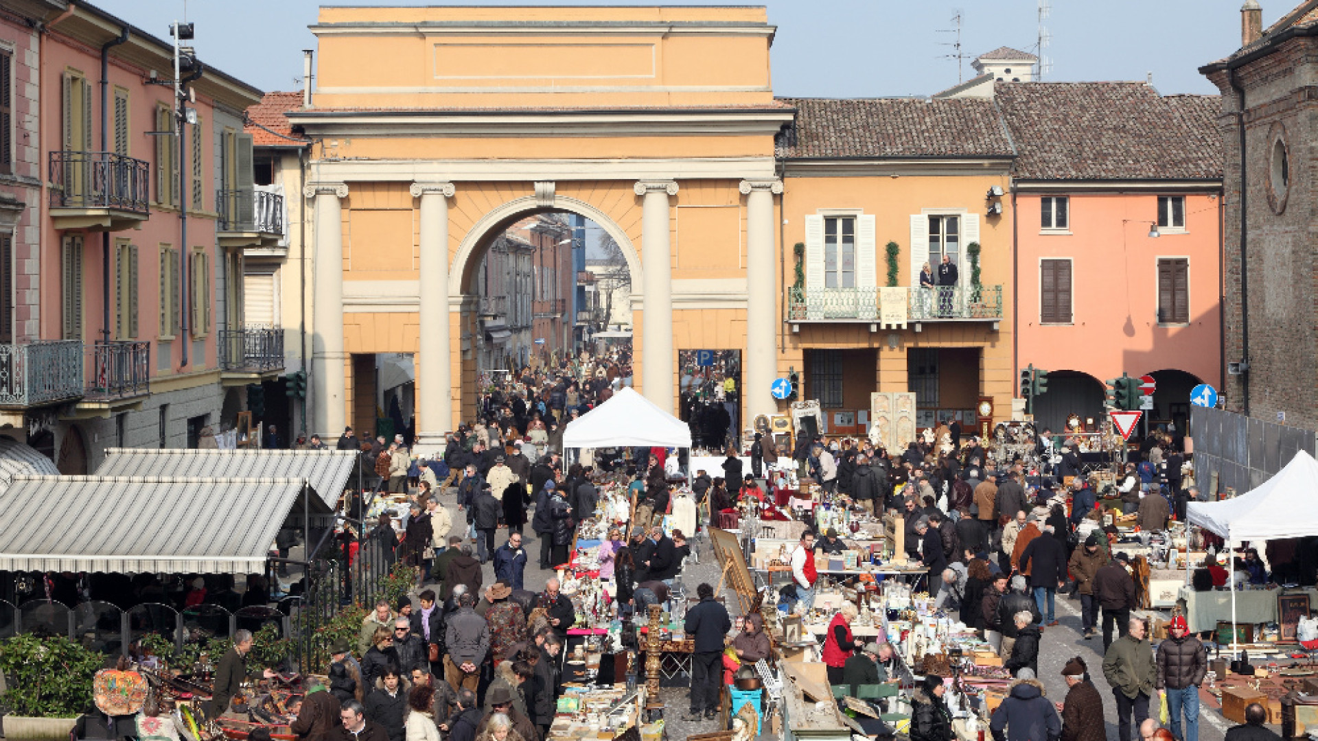 Immagine di Domenica 19 maggio, 3 chilometri di panini con crema di cioccolato tra le vie del centro di Castelleone
