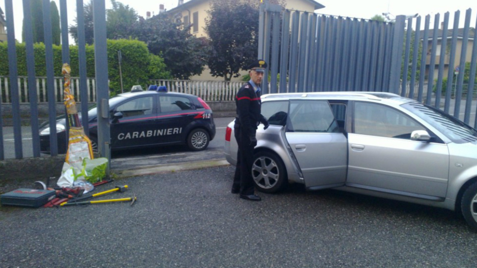 Immagine di Doppio inseguimento sulla Rivoltana banditi speronano l'auto dei carabinieri Arrestato un evaso da Favignana