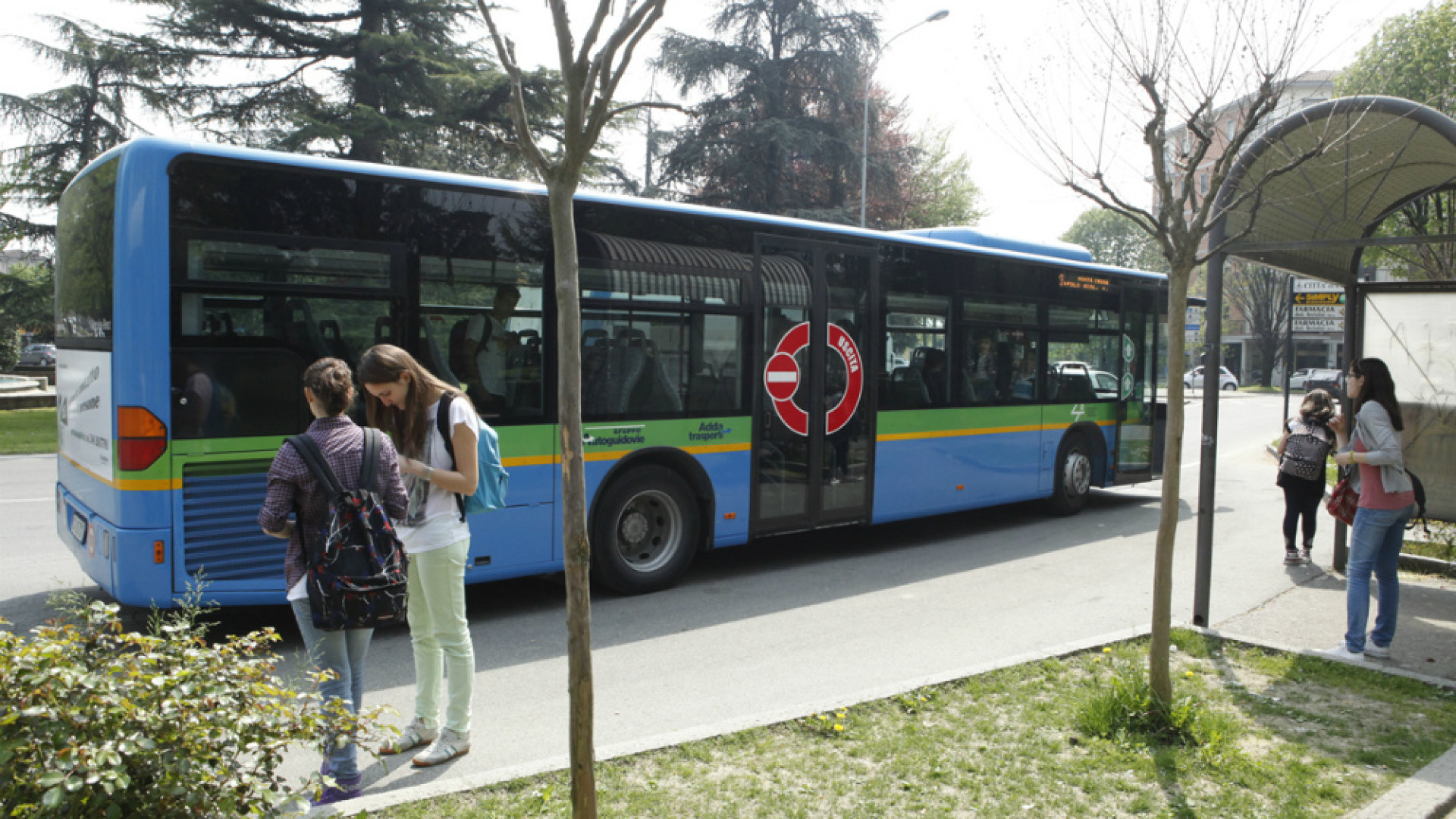 Immagine di Trasporto pubblico, a Crema aumentano i servizi pulman extraurbani per spostarsi in città e navette per Ospedale, università e Inps