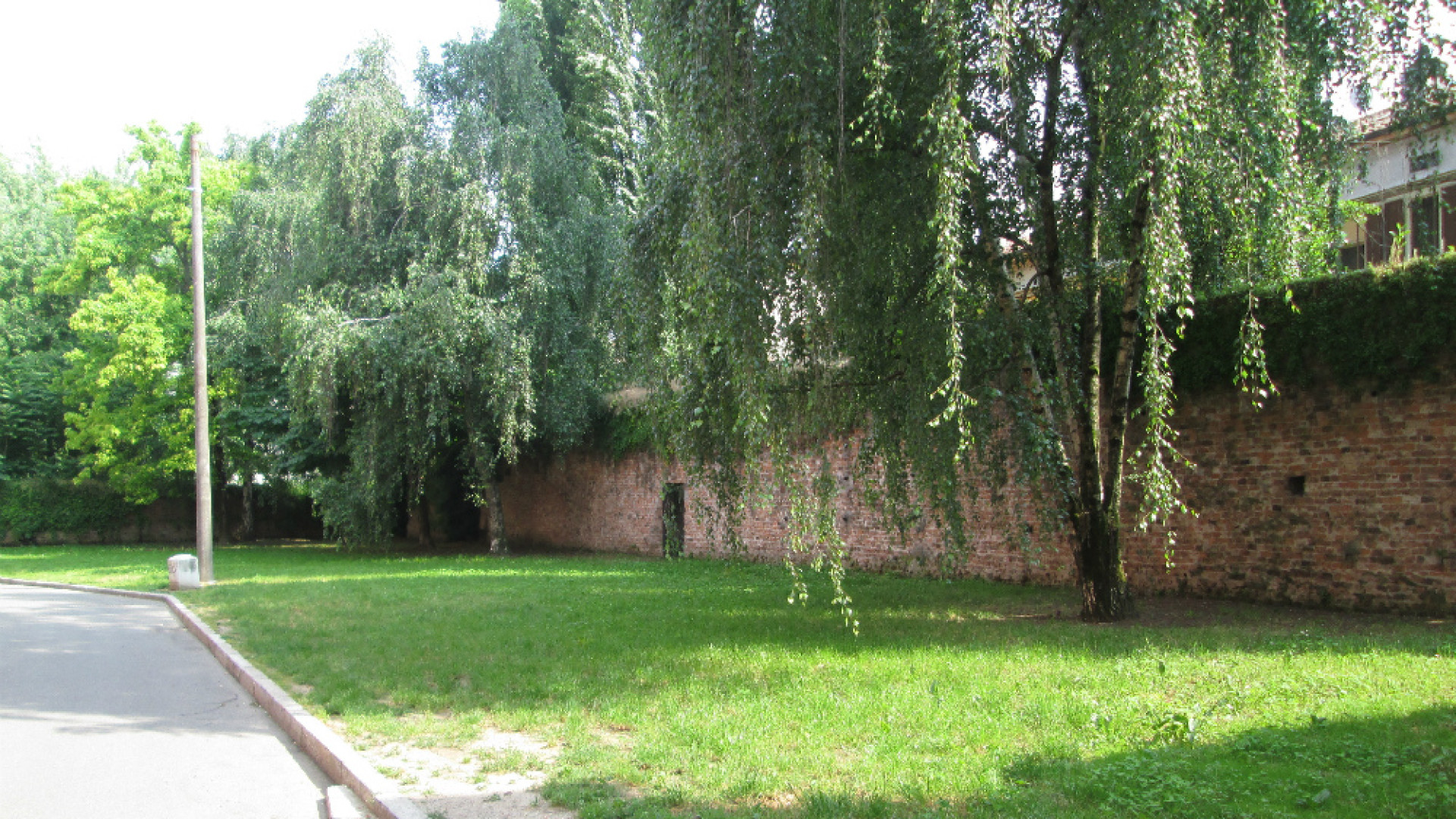 Immagine di Mura, sui ruderi rivive la storia di Cremona
