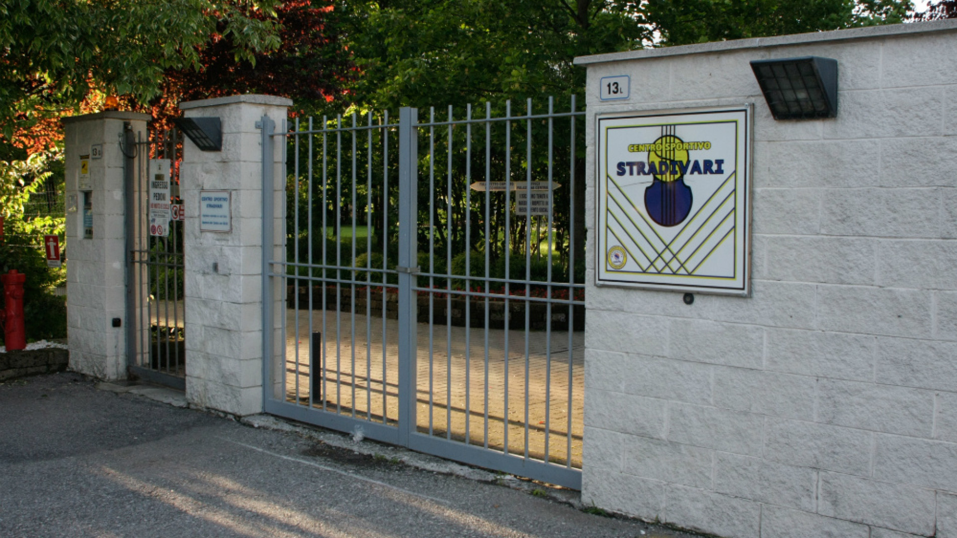 Immagine di Stradivari, respinta la mozione di sfiducia il Cda rimane in carica fino a maggio 2014 conciliazione e impegno per rimanere in carica