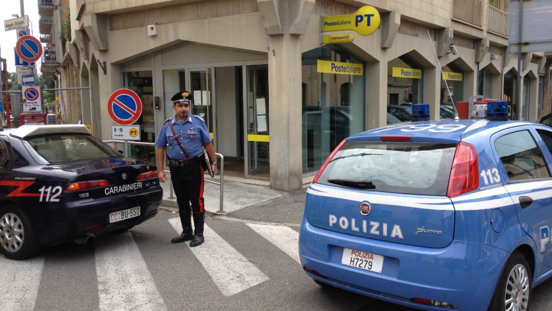 Immagine di Via Genala, rapina Posta e scappa in bicicletta