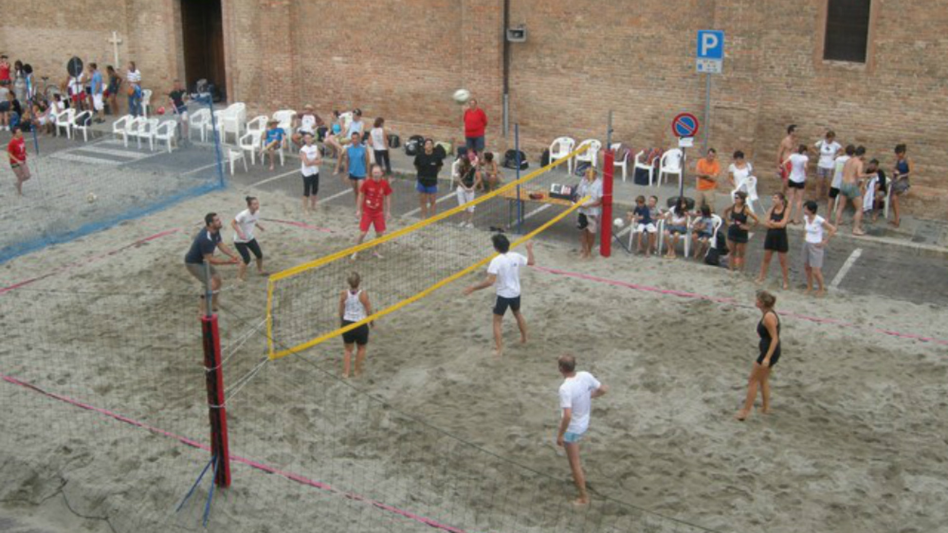 Immagine di Happy Beach a Castelleone il sindaco replica alle critiche di alcuni cittadini