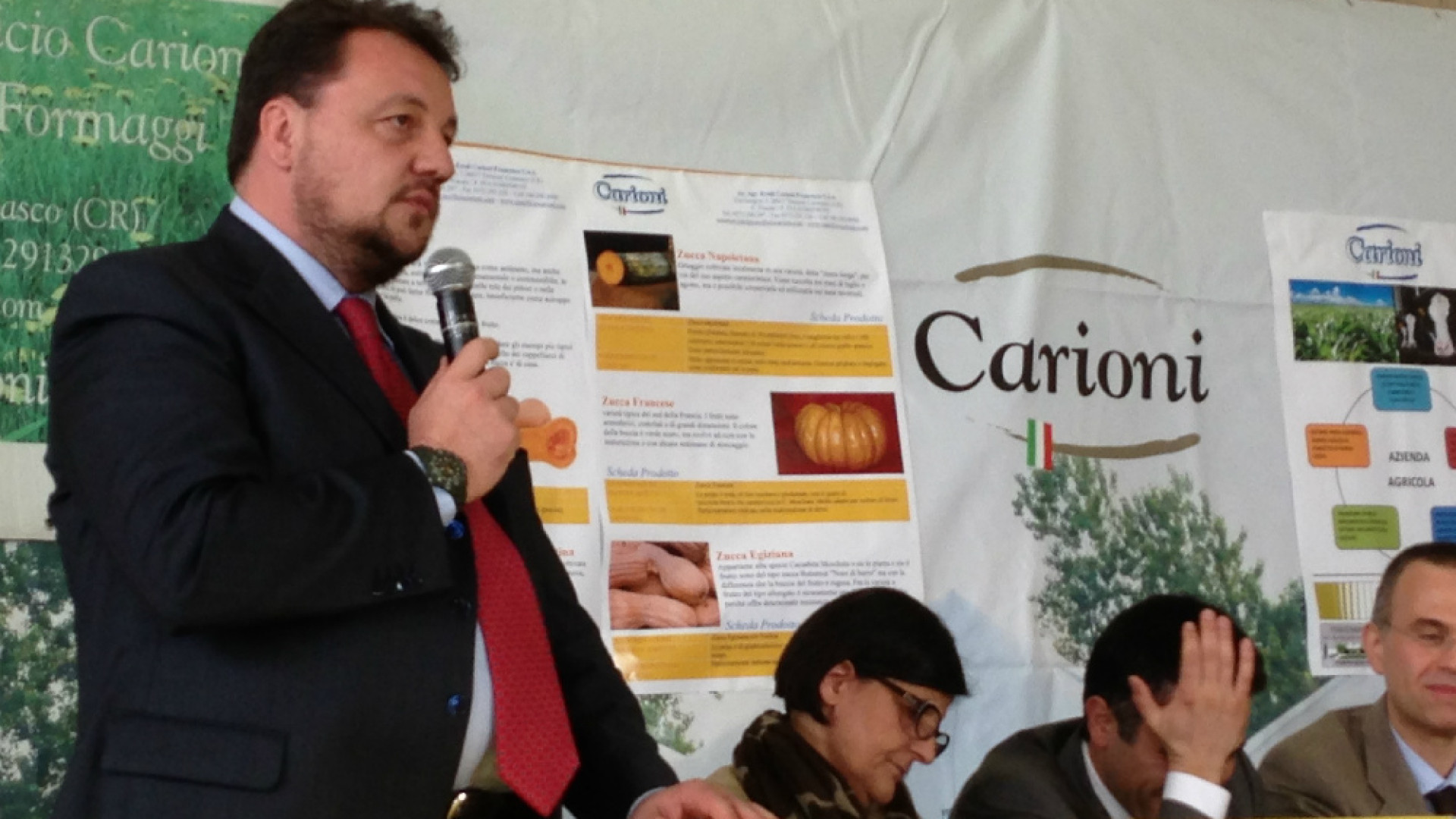 Immagine di Fava scrive al ministero dell'agricoltura francese: «I nostri produttori meritano più rispetto»