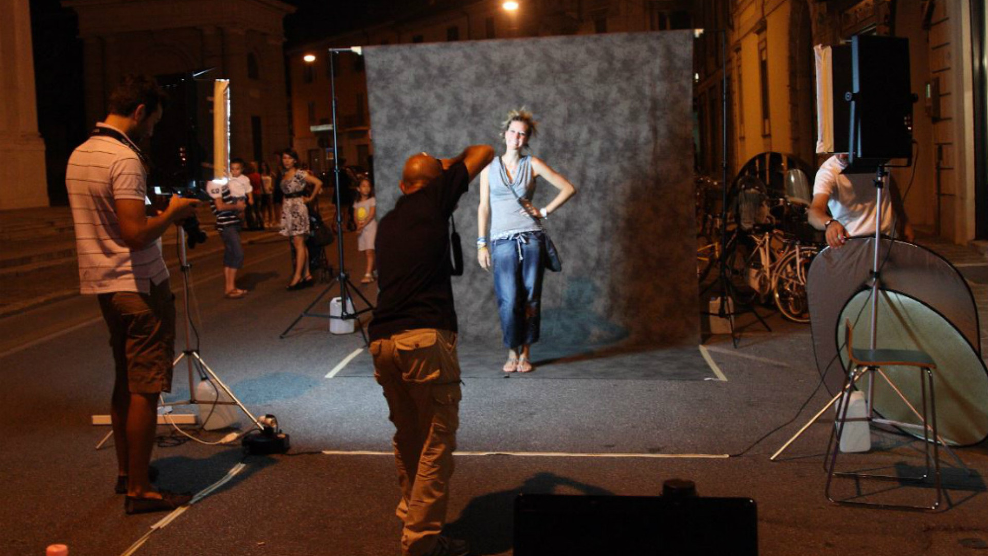 Immagine di Ottimo riscontro per la sesta serata della manifestazione "Buonasera Soresina" Musica, fotografia e arte in strada