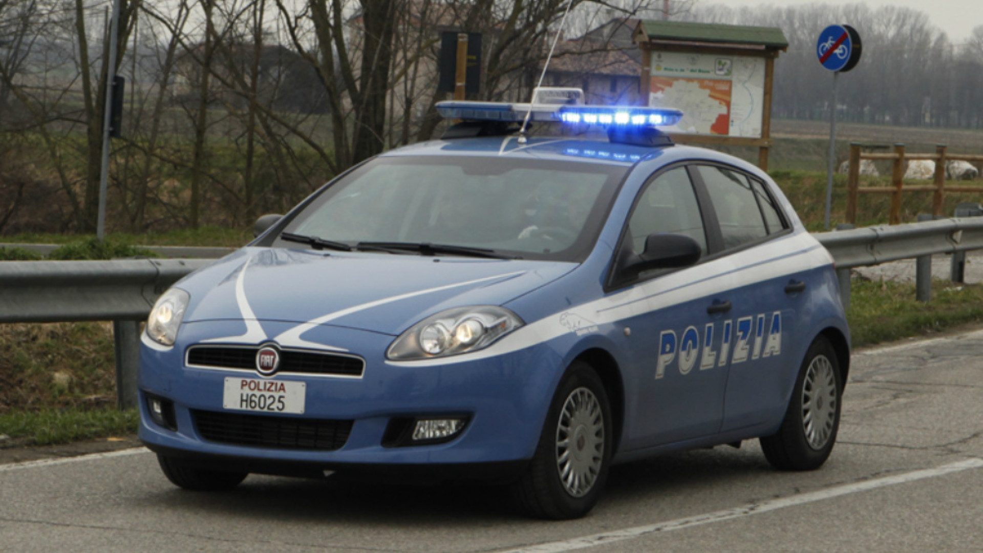 Immagine di Alcol, schianto in auto con la figlia minorenne