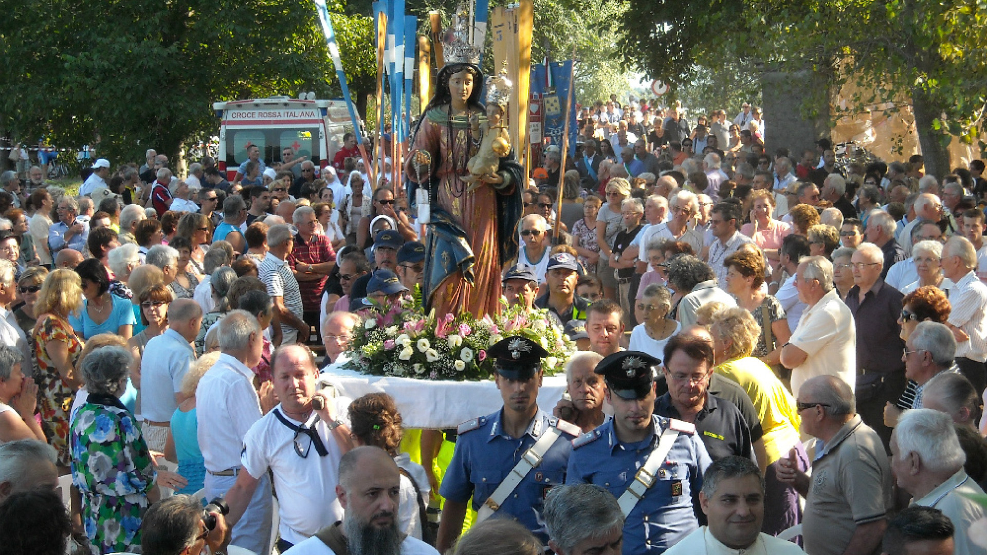Immagine di Ferragosto di fede per la Madonna di Brancere