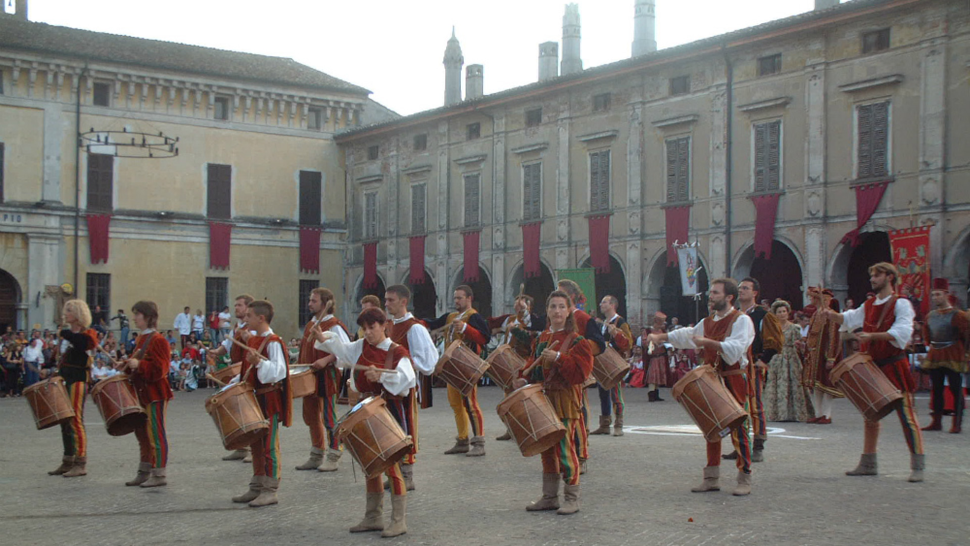 Immagine di Palio di Isola Dovarese, il programma completo