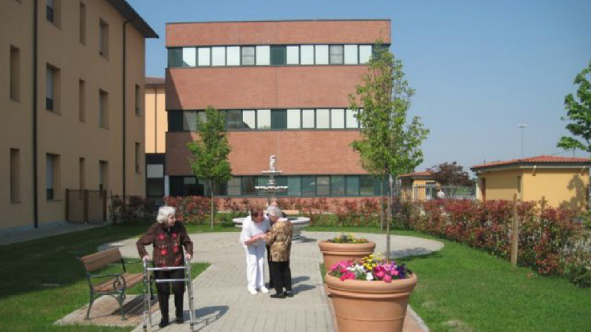 Immagine di Cingia, alla Fondazione Germani il progetto Timeslips dà spazio alla creatività dei pazienti