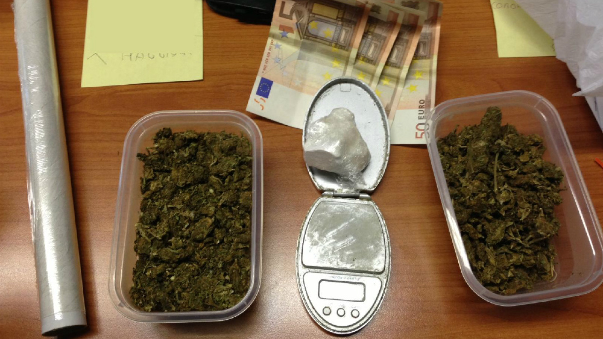 Immagine di Arrestato T. Bledar, 35enne da Izano operaio, ritenuto responsabile detenzione di sostanze stupefacenti a fini di spaccio.