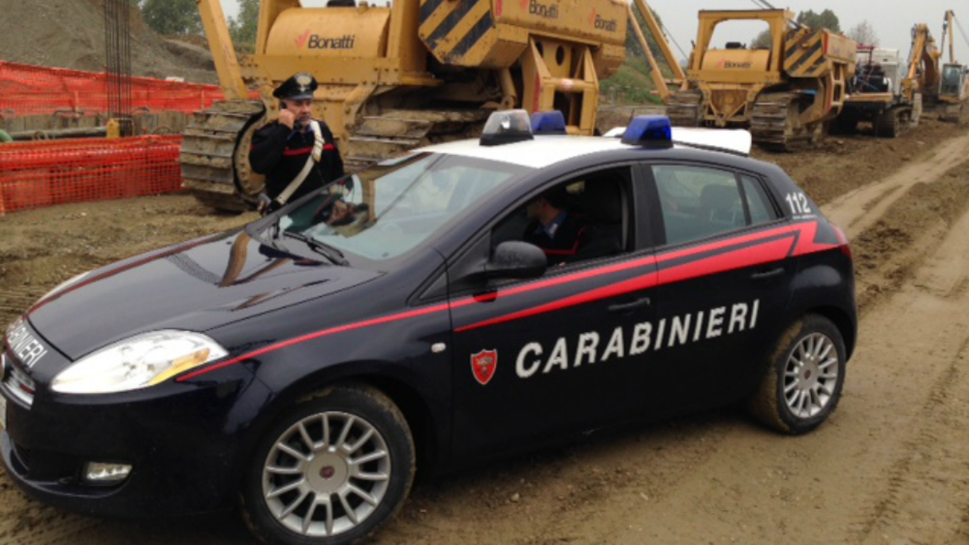 Immagine di Maxifurto di gasolio sventato dai carabinieri: 2 arresti