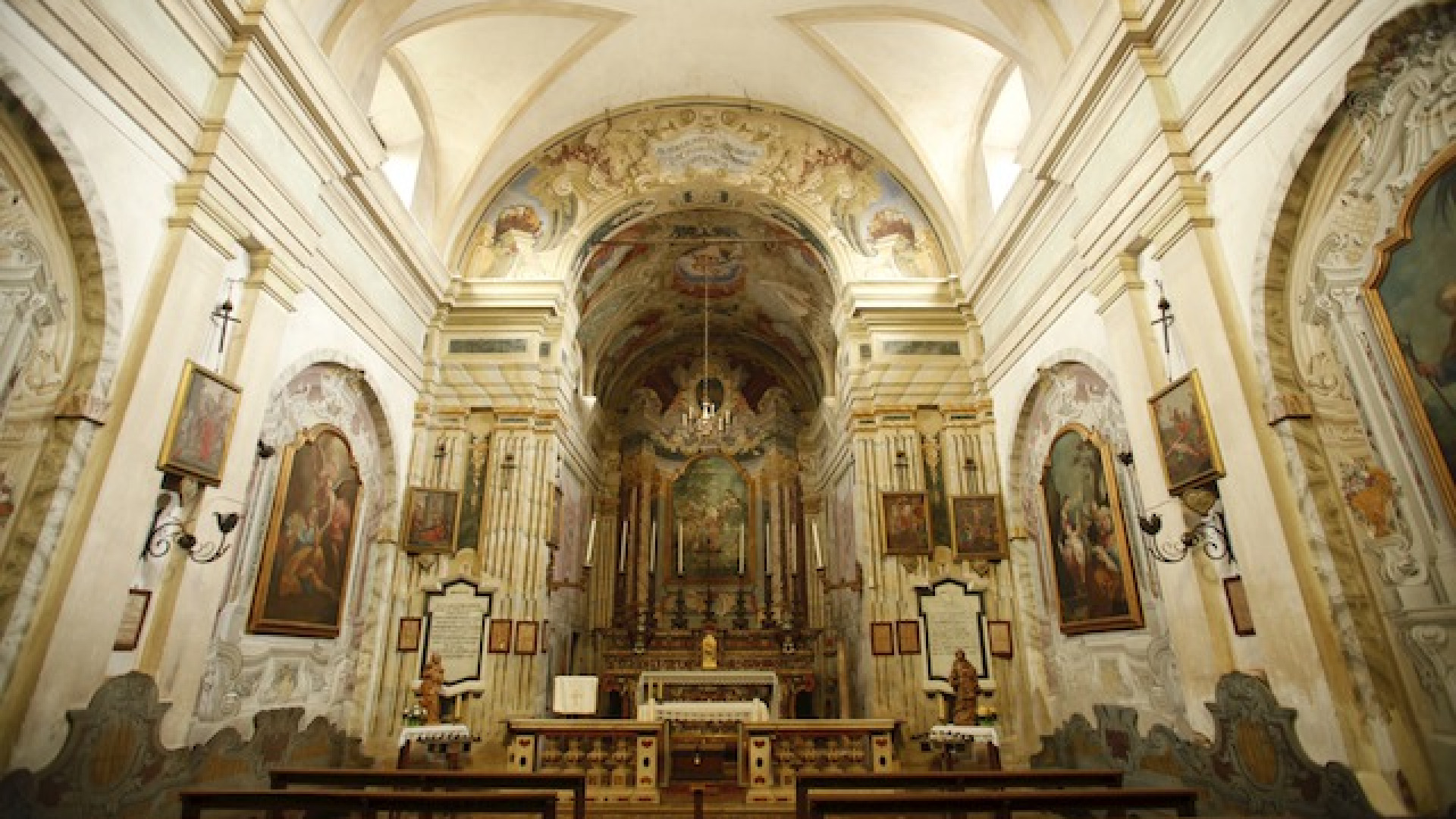 Immagine di San Giuseppe, nuovo splendore per la chiesetta di Isola Dovarese