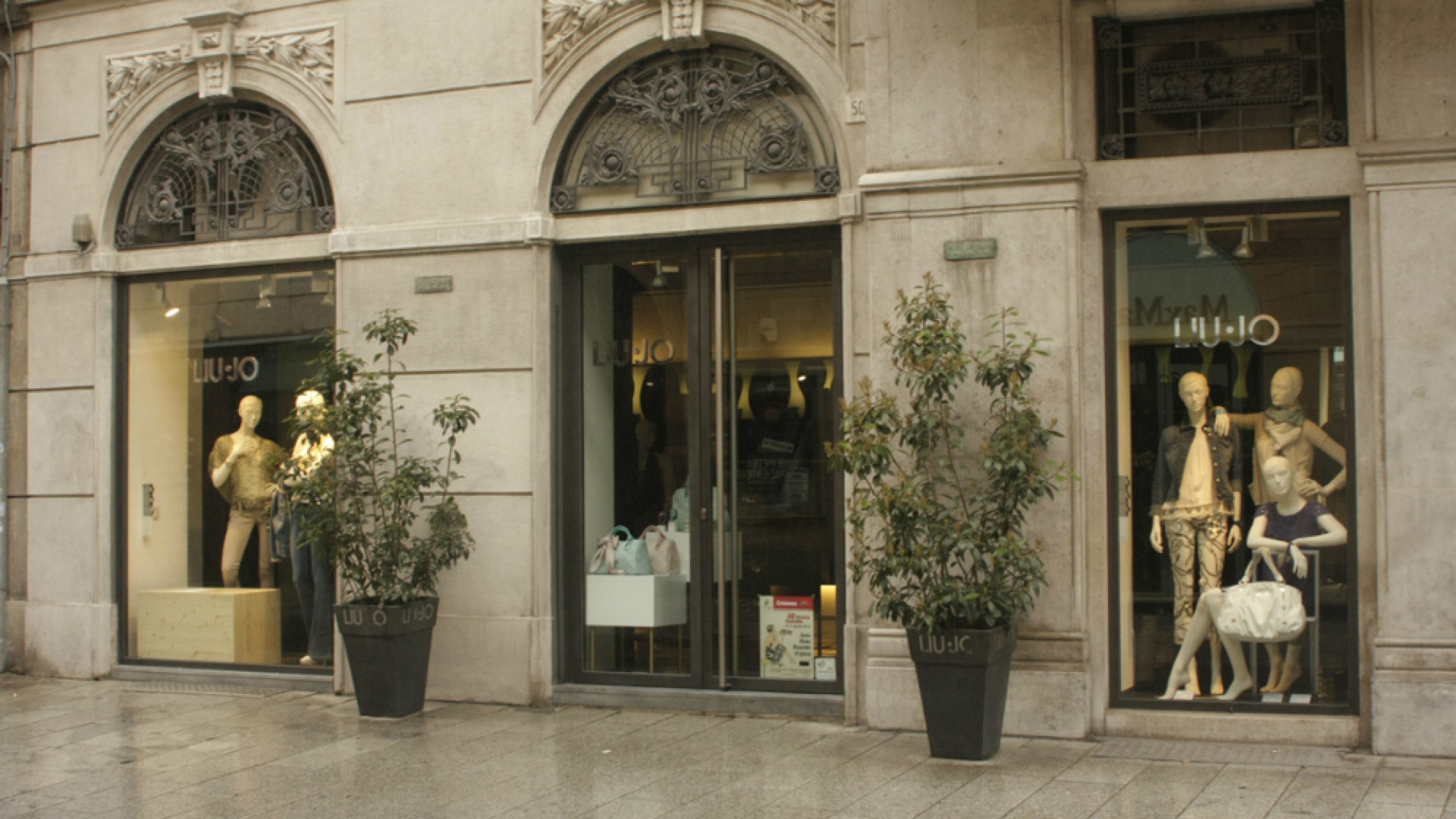 Immagine di Commercio, casa e bottega contro la crisi