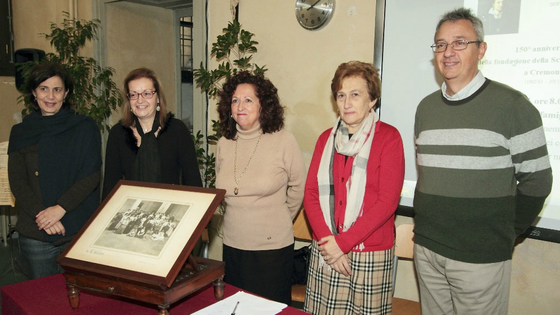 Immagine di Il liceo Anguissola compie 150 anni Gli insegnanti raccontano la vita in cattedra