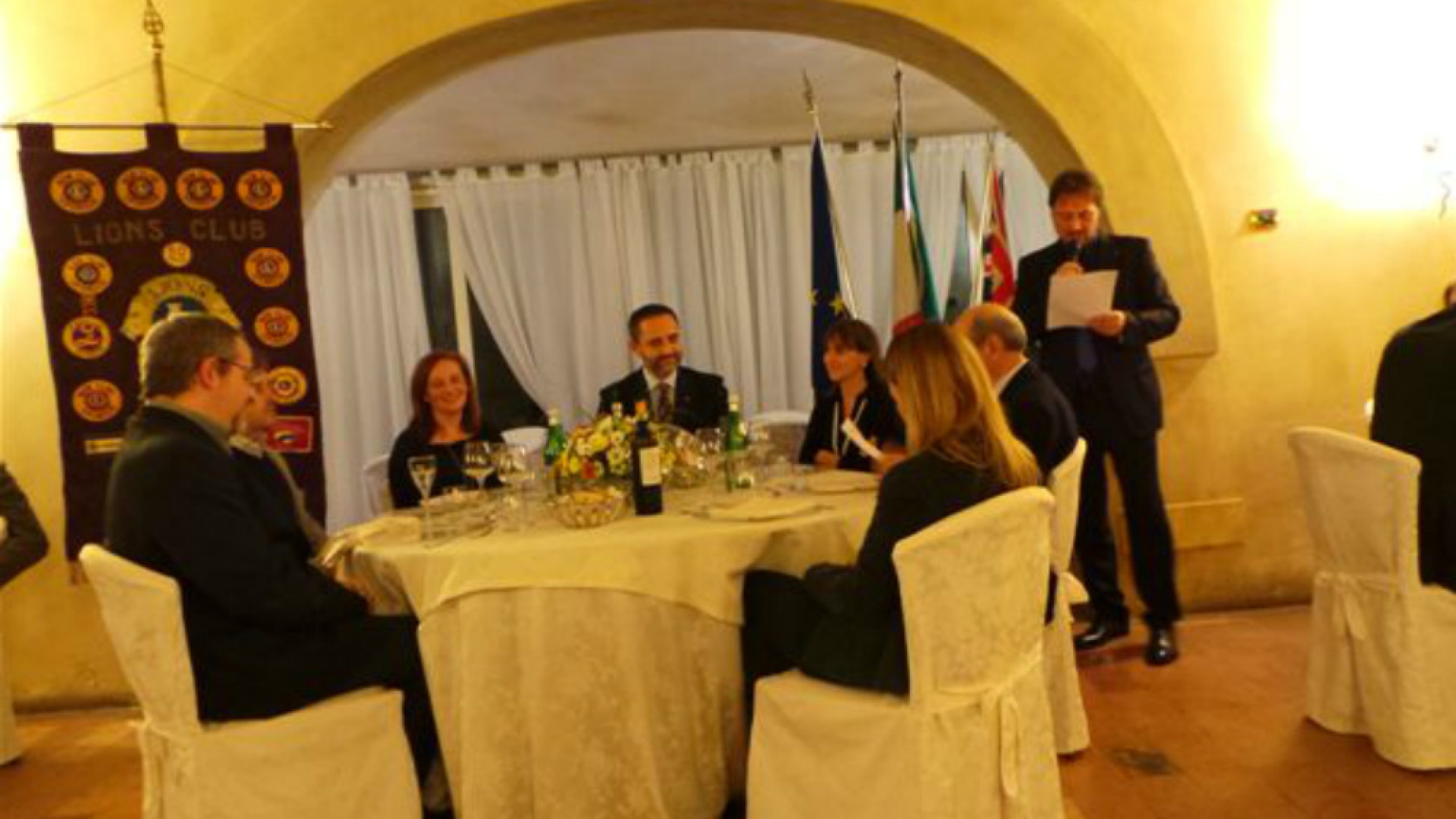 Immagine di Leggere è un piacere: Uovonero si racconta alla conviviale Lions