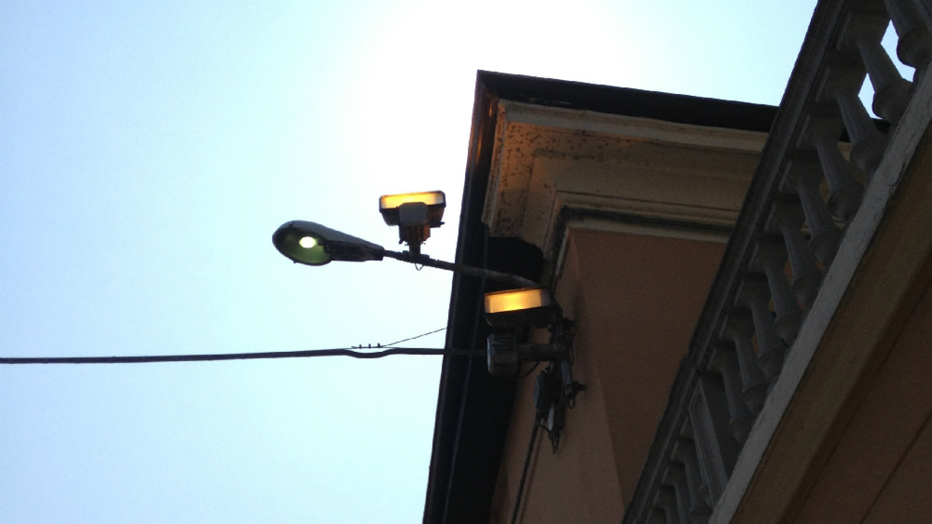Immagine di Castelleone, i lampioni pubblici accendono il dibattito