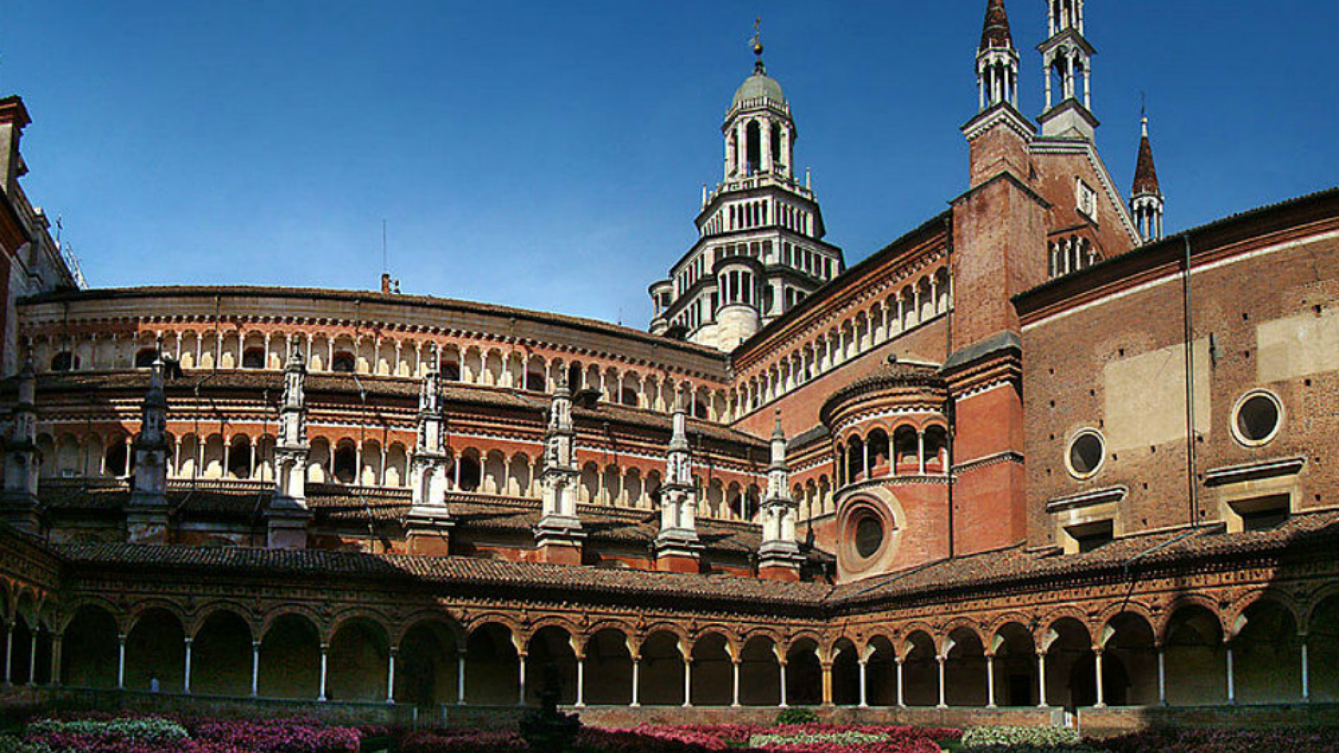 Immagine di Il lato gotico dell’abbazia