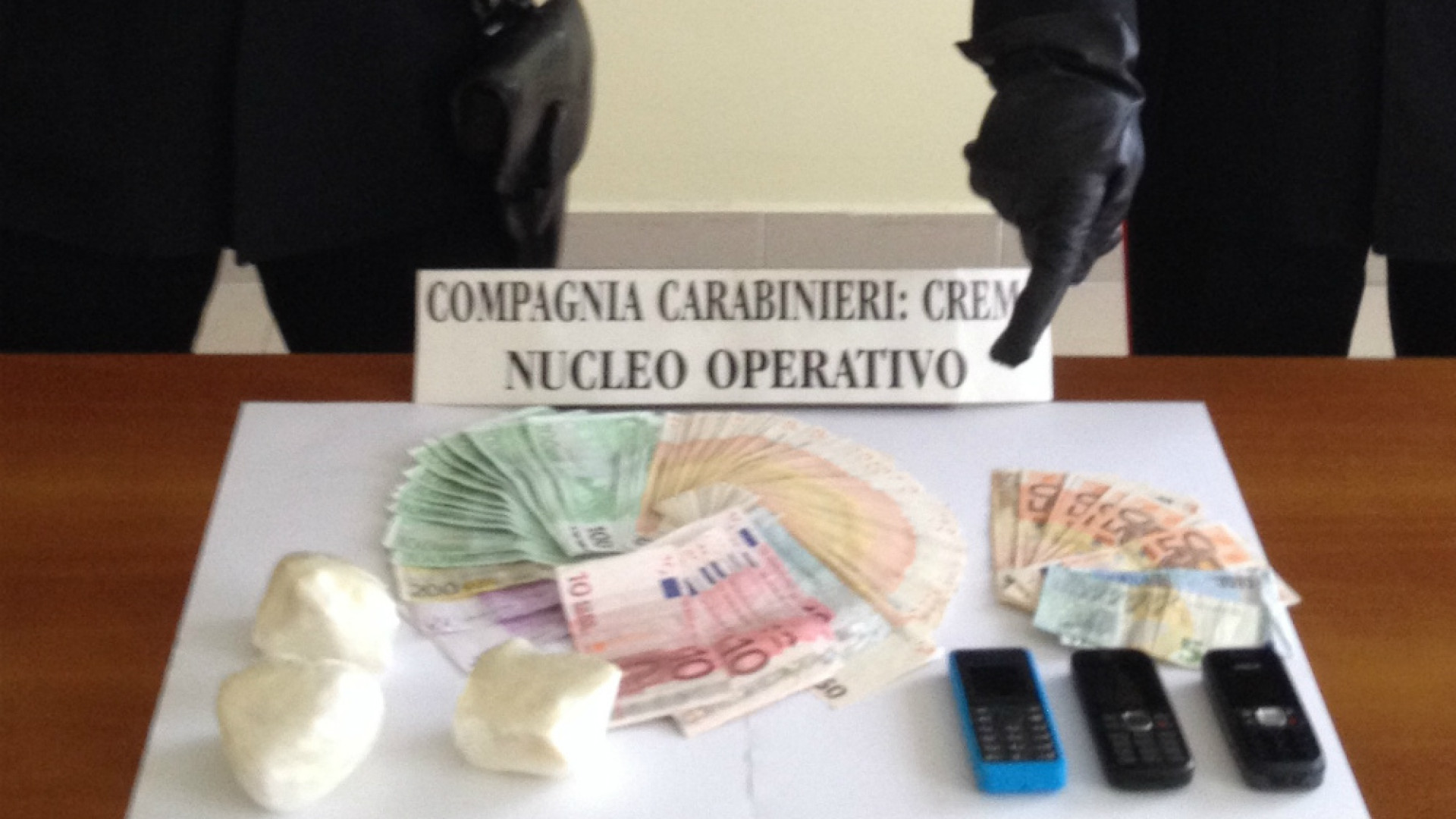 Immagine di Blitz dei carabinieri arrestato spacciatore Nell'auto 3 etti di cocaina