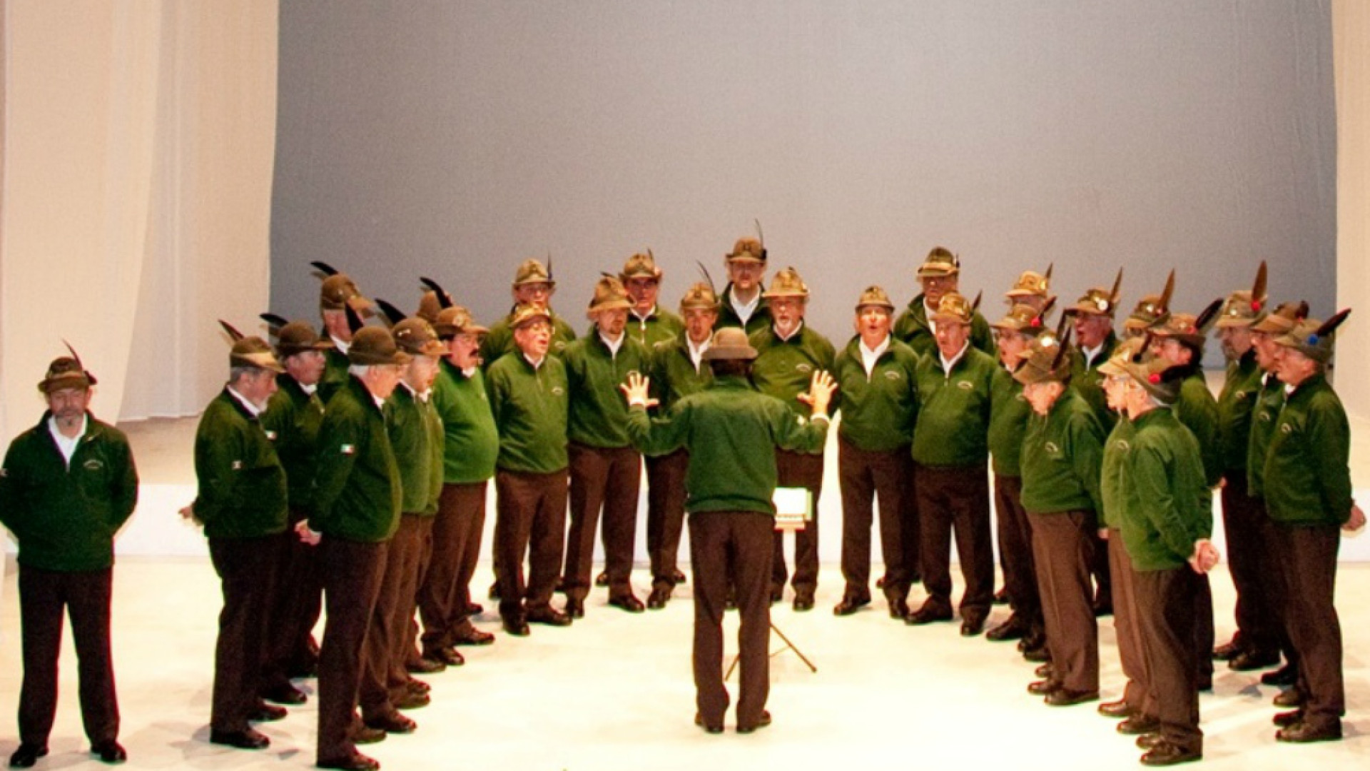 Immagine di Il coro ANA di Cremona in Auditorium della Camera di Commercio