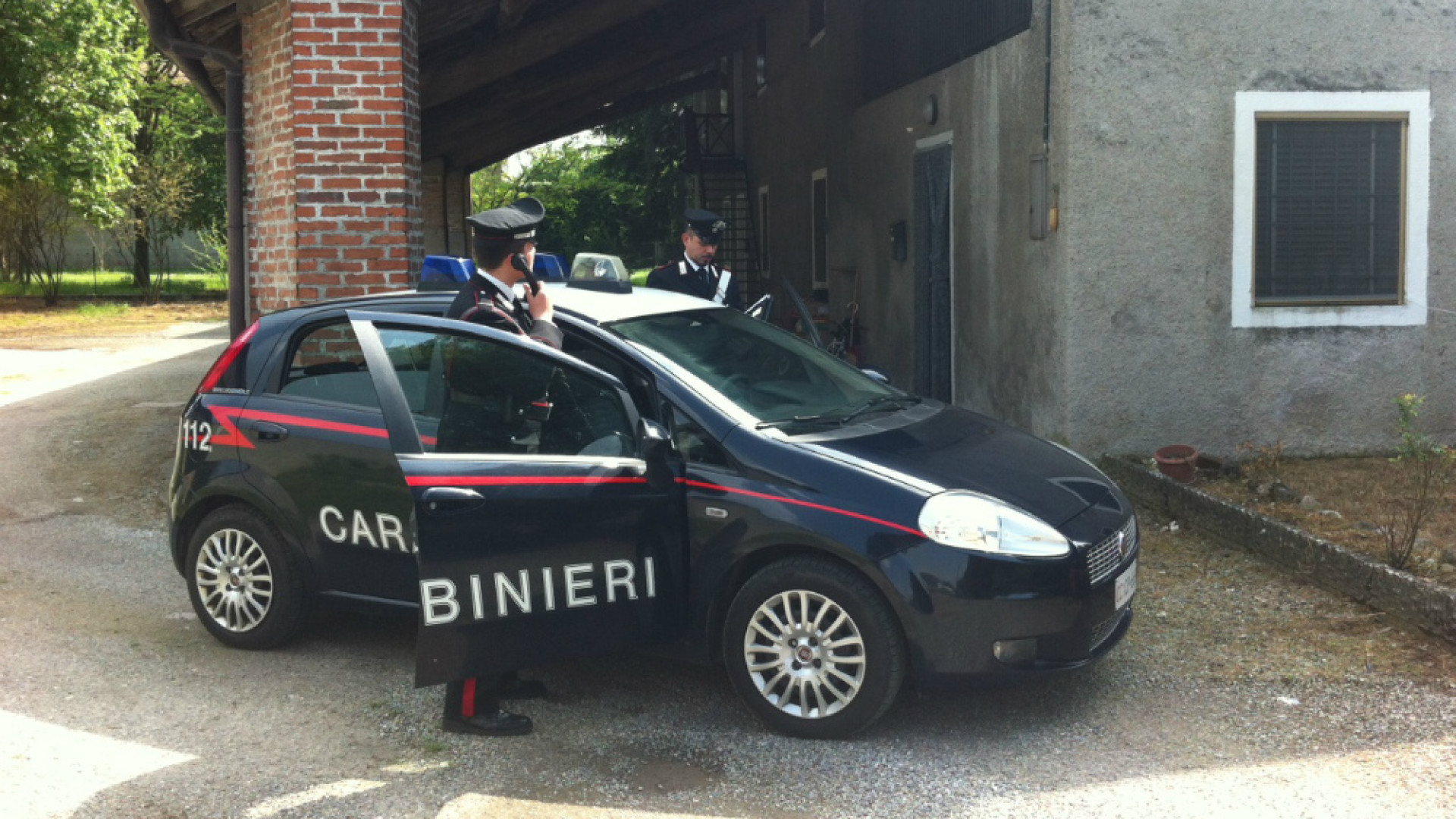 Immagine di Rivolta, detenuta per rapina impropria, ottenuti gli arresti domiciliari, evade