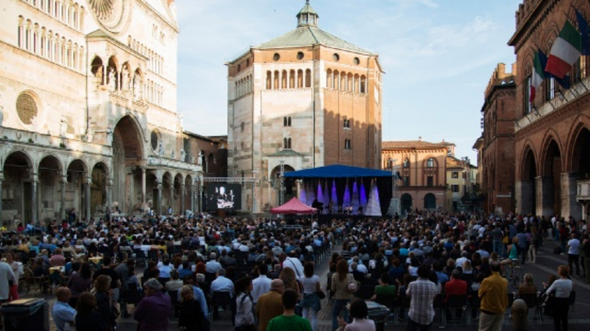 Immagine di L'assessore regionale alla Cultura presenta a Milano il Festival 'Le corde dell'anima'