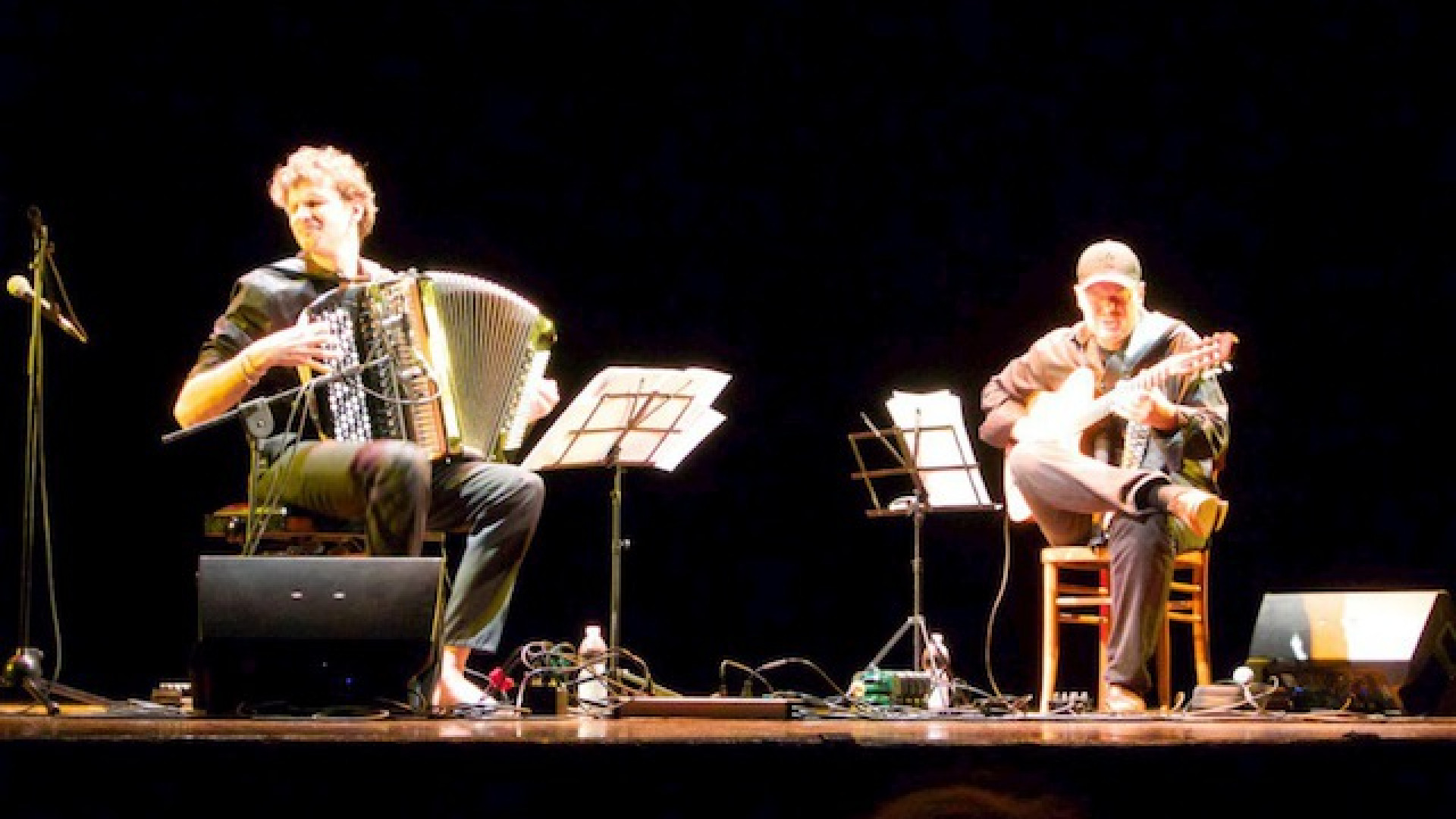 Immagine di Jazz a Palazzo Diotti con Peirani e Vakenius
