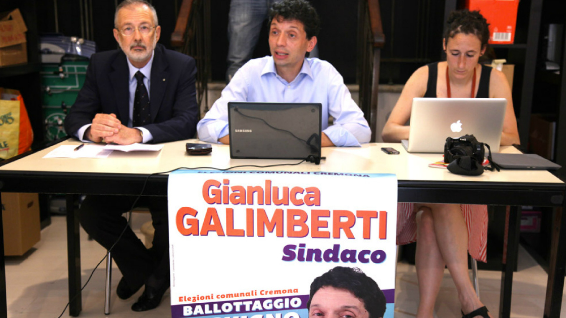 Immagine di Giunta Galimberti composta da sette assessori