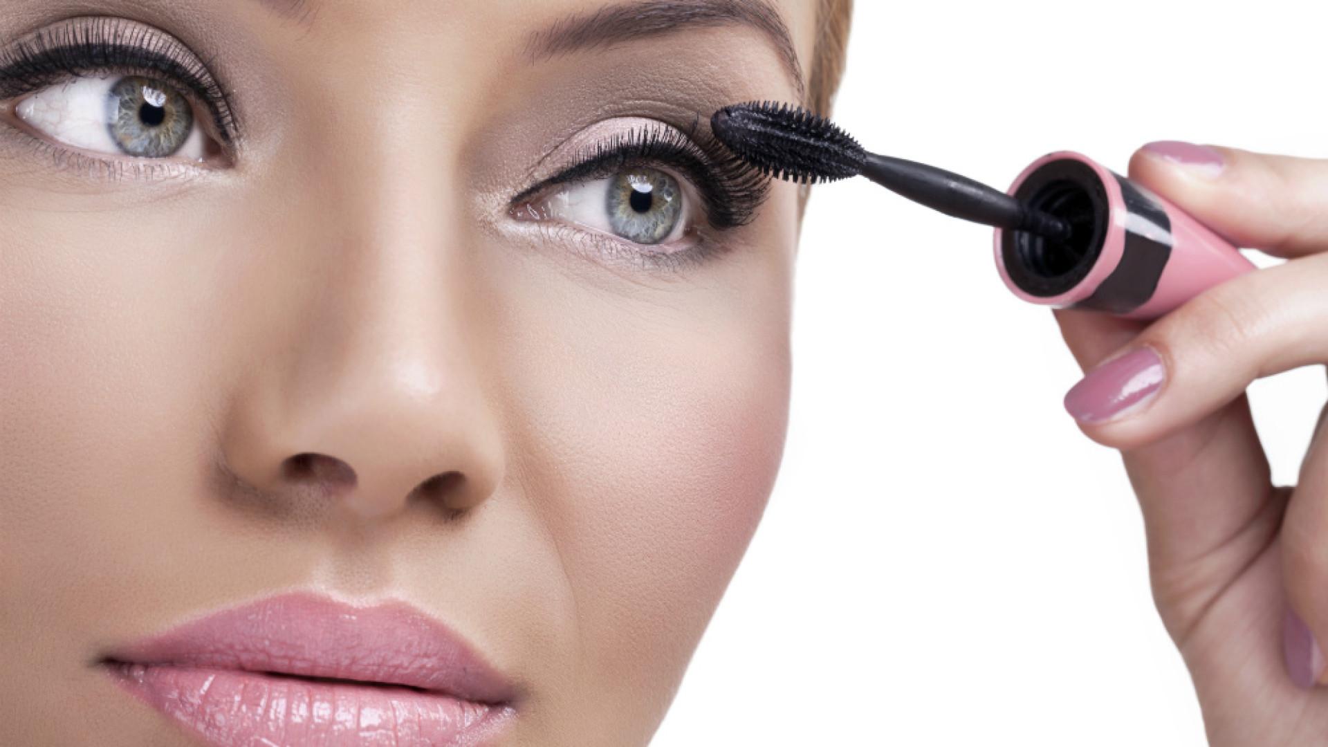 Immagine di Il make up è internazionale. La cosmesi va all’attacco