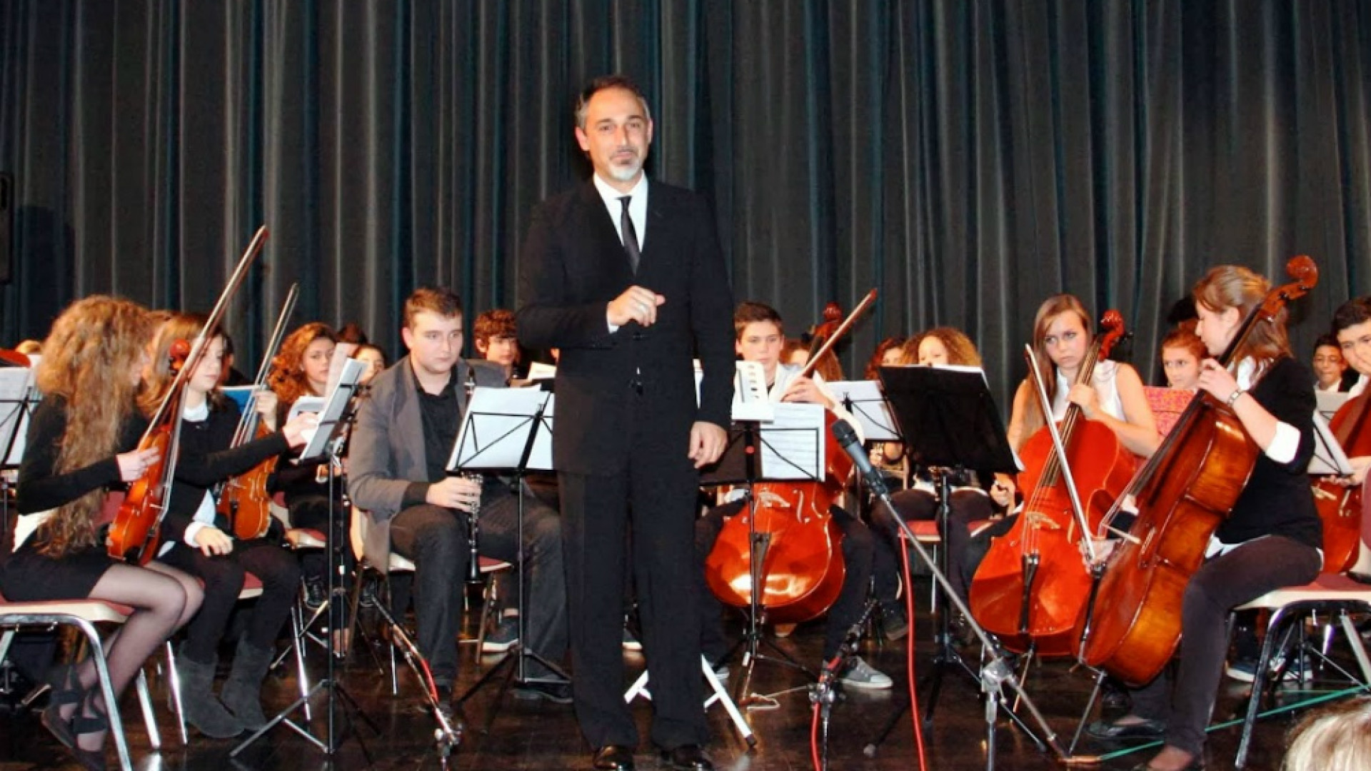 Immagine di Giovani musicisti alla Festa del Torrone
