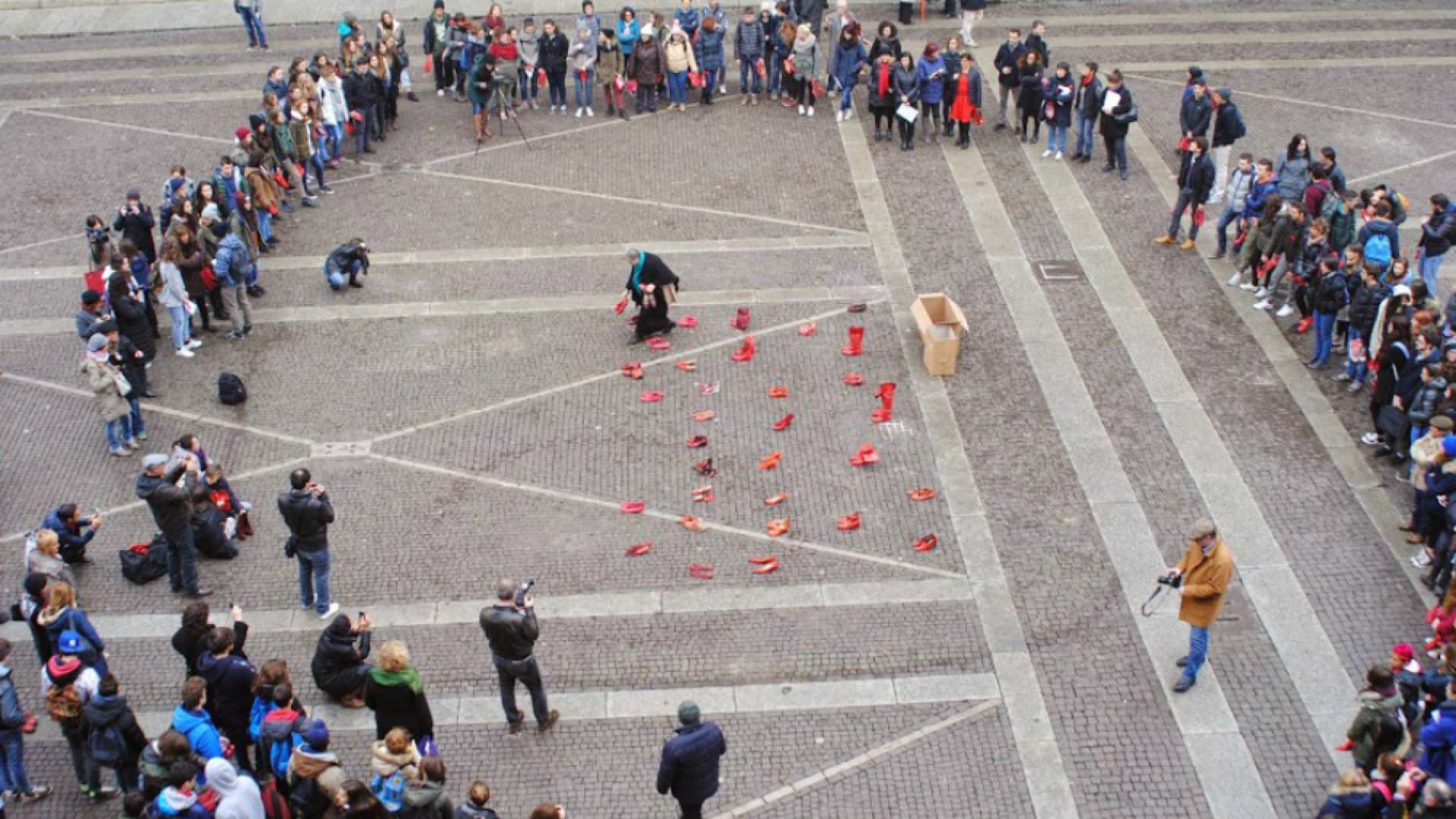 Immagine di La città si è mobilitata per l'eliminazione della violenza alle donne