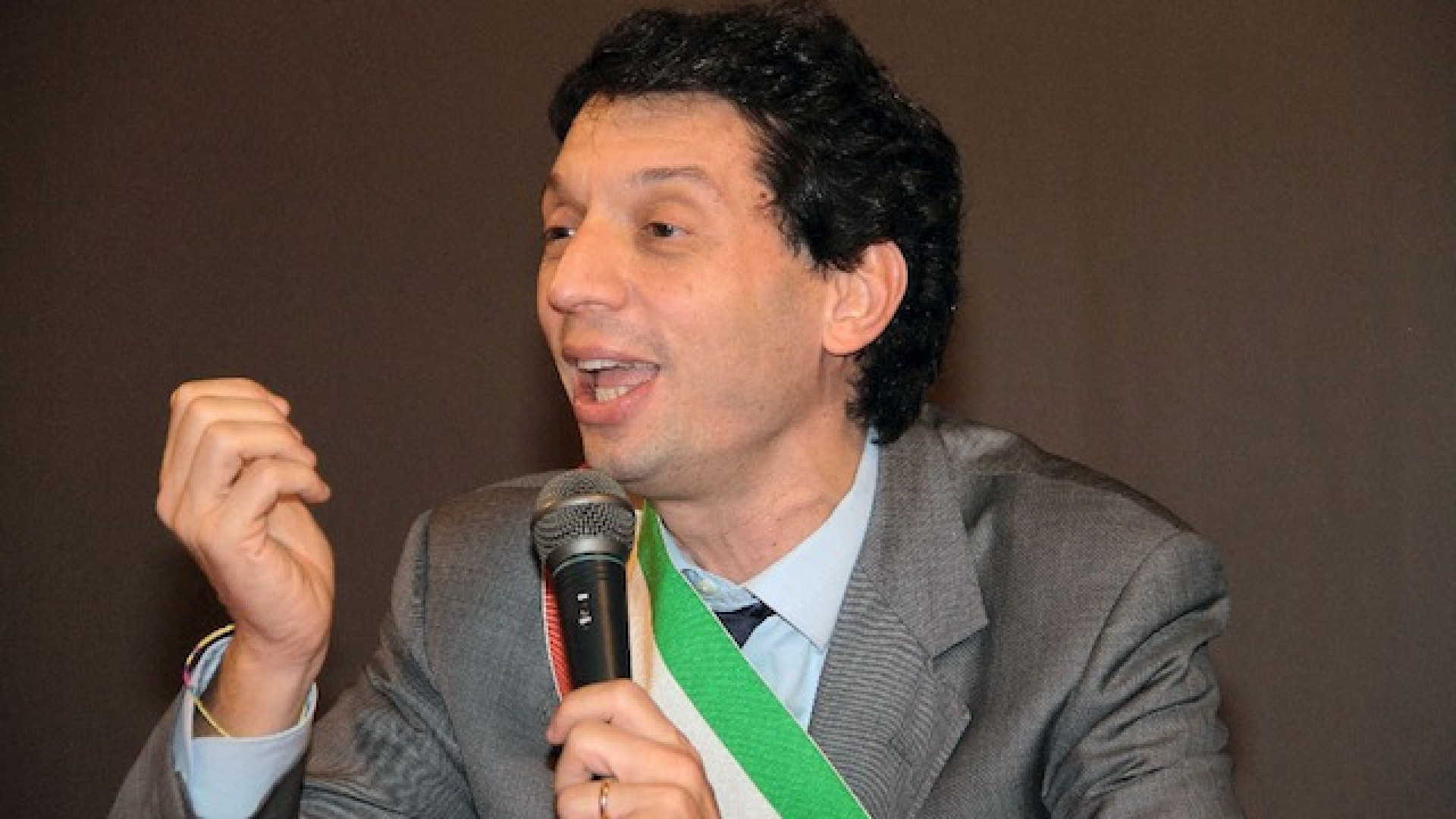 Immagine di Matrimoni omosessuali, il sindaco non procede alle trascrizioni