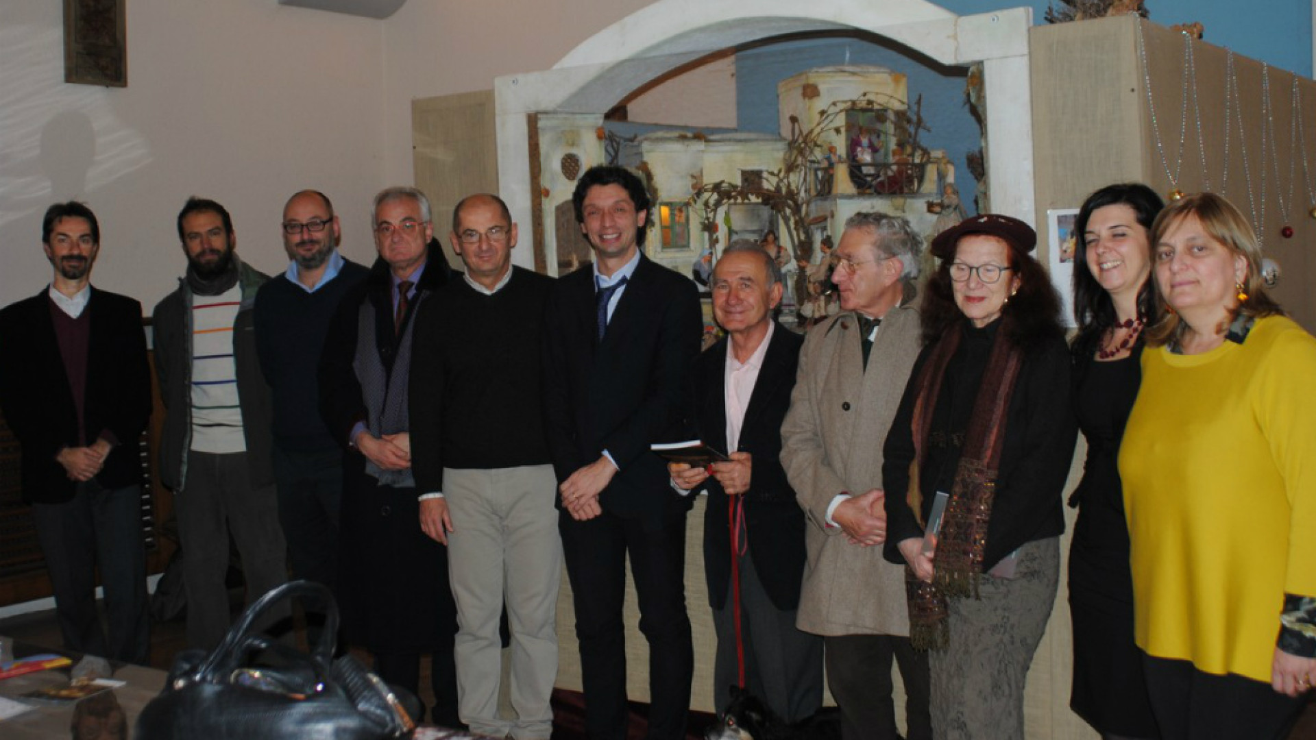 Immagine di Inaugurato il presepe di Palazzo comunale