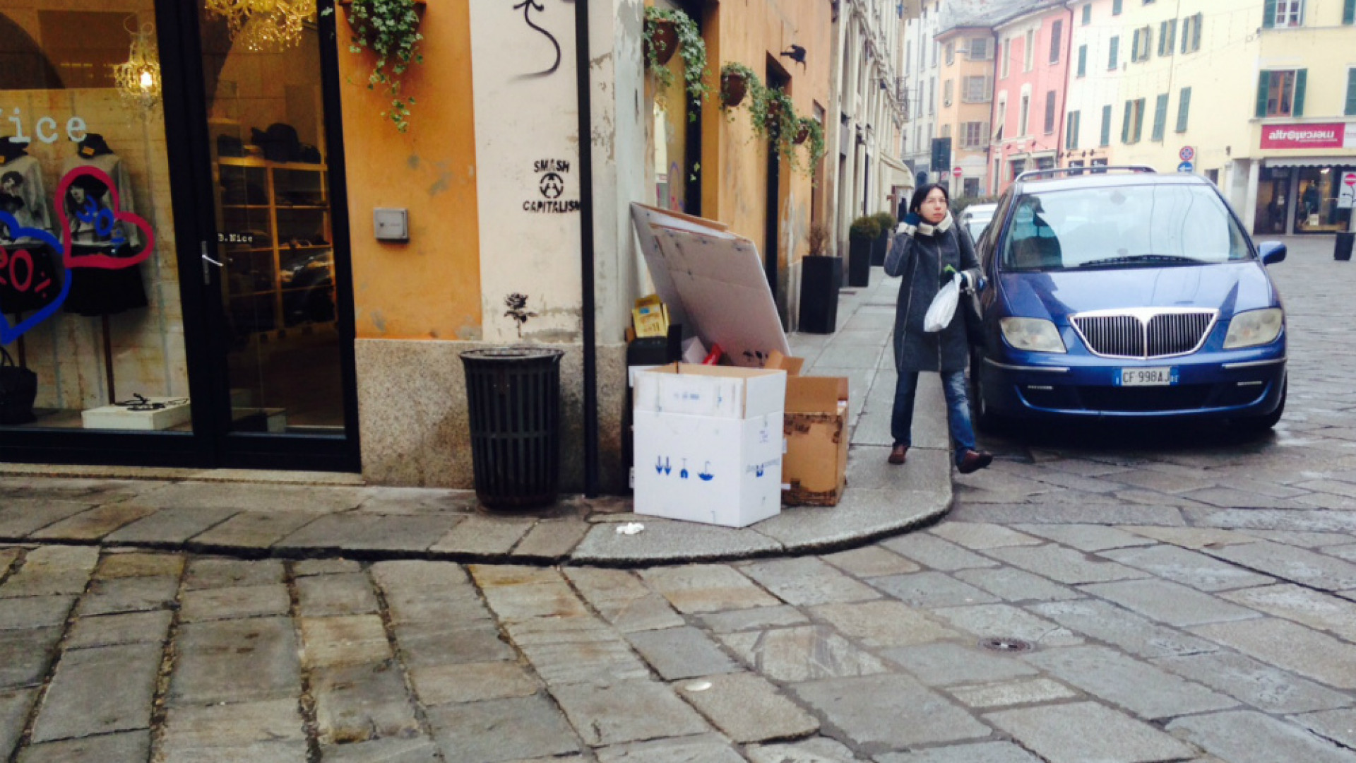 Immagine di Ritiro cartone attività commerciali, terzo volantino informativo