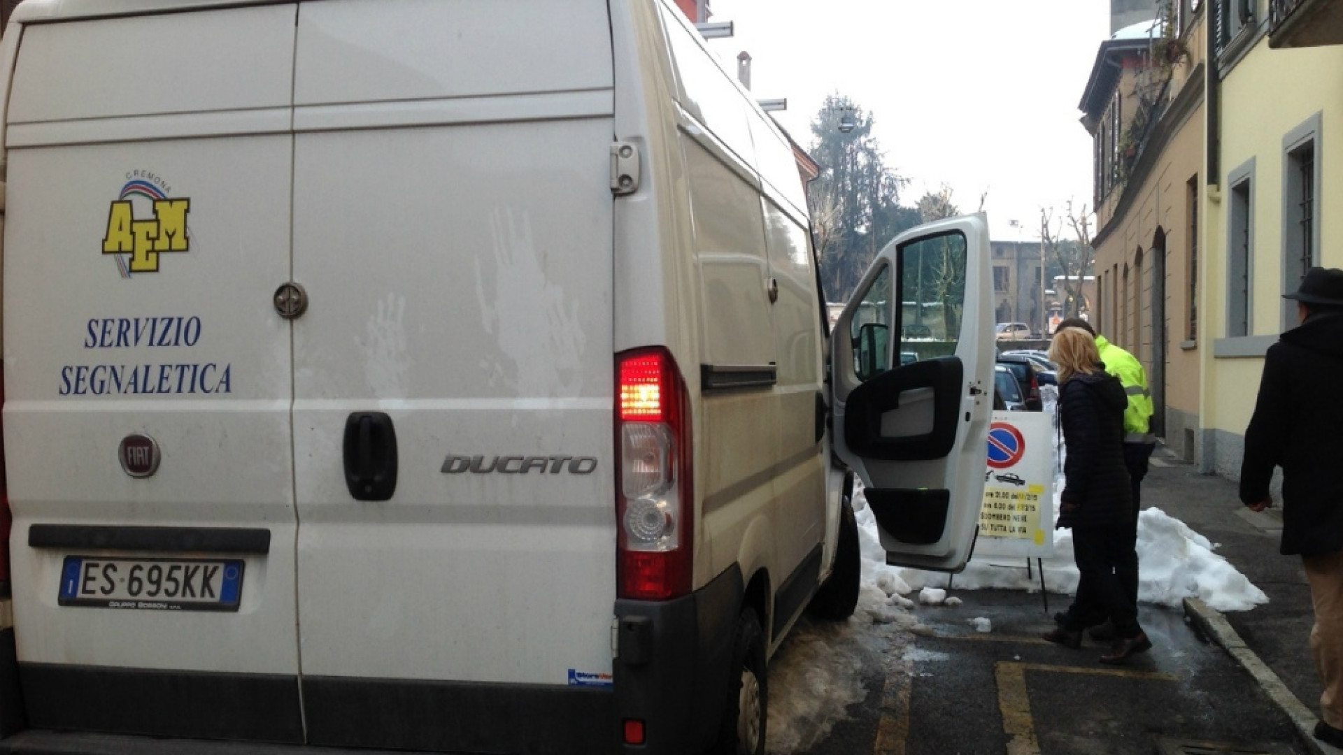 Immagine di Ordinanza sul pericolo di caduta lastre di ghiaccio dai tetti