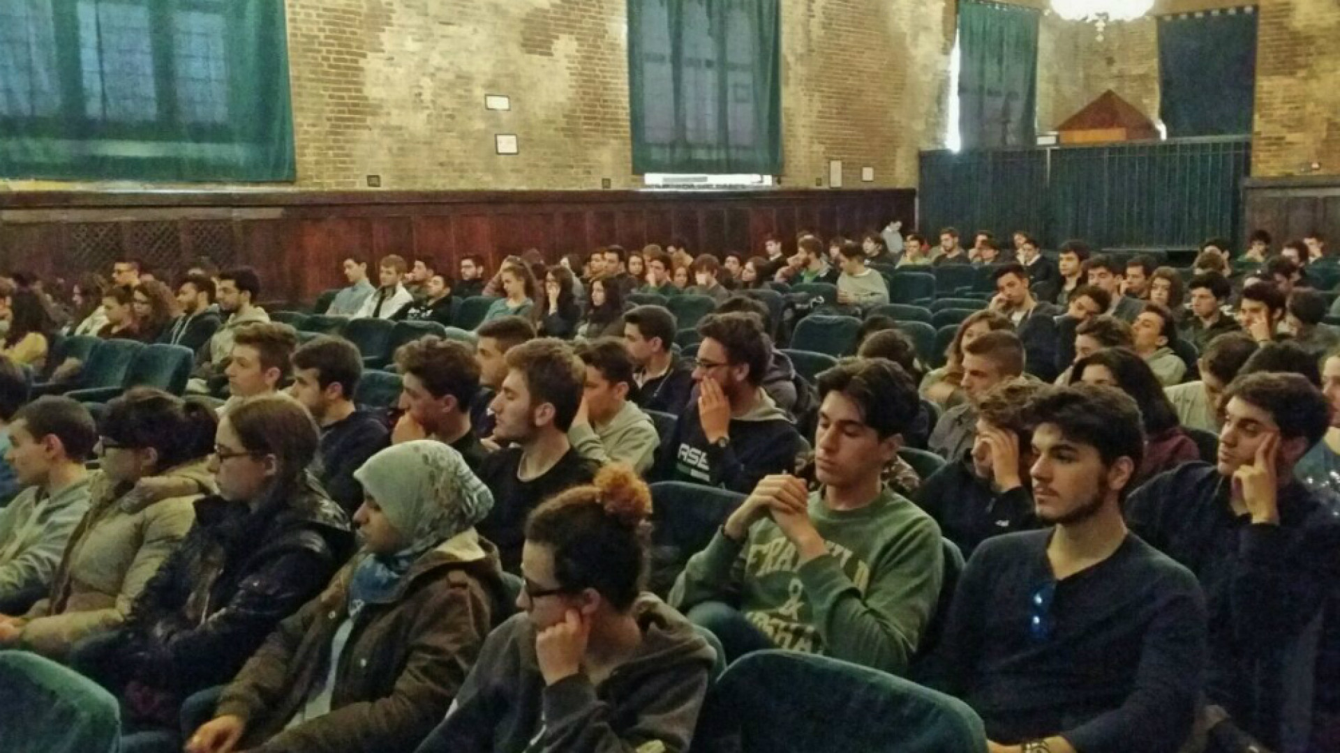 Immagine di 250 studenti hanno partecipato alla simulazione dei test di ammissione all’Università