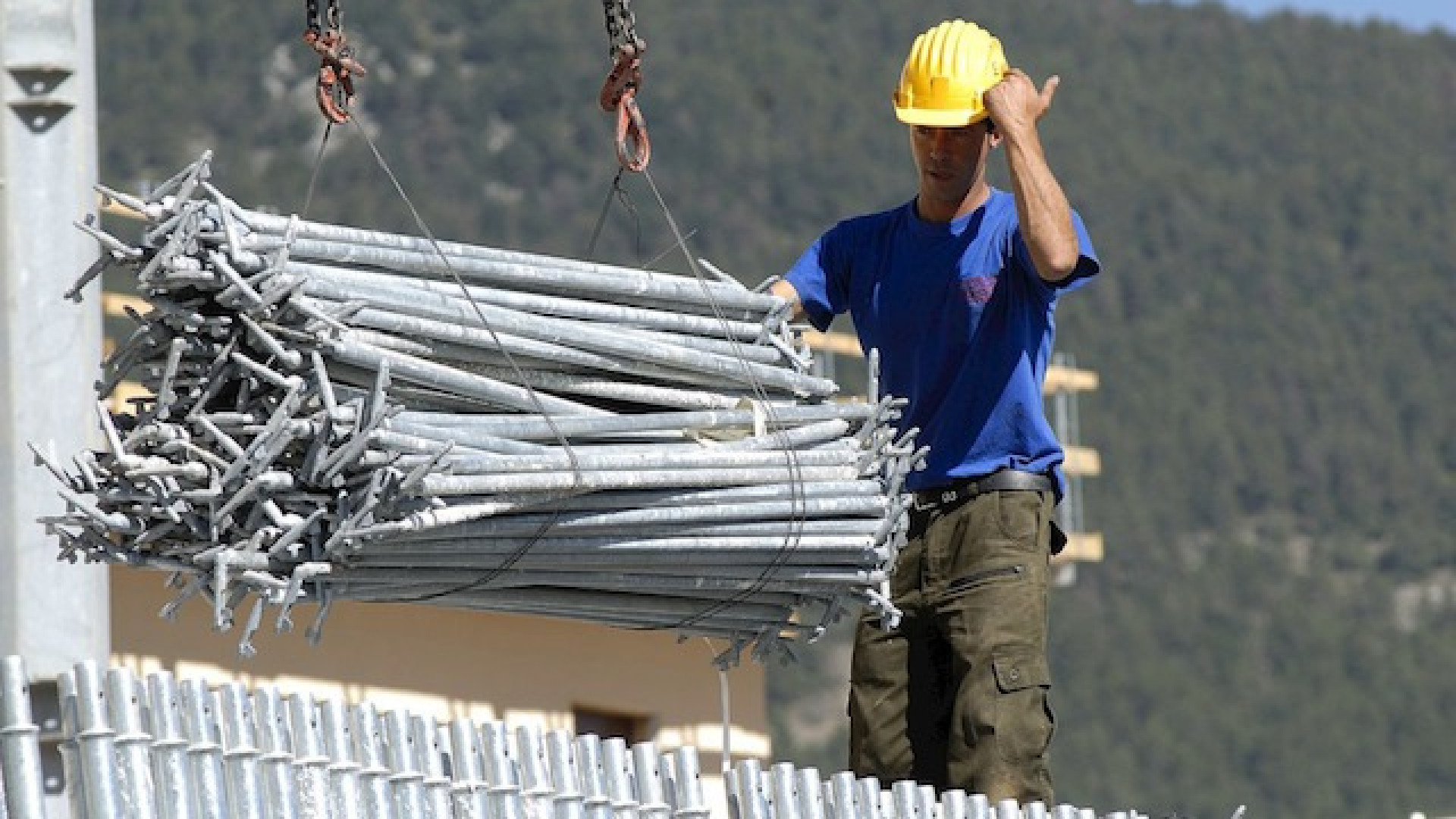 Immagine di Sulle ali del Jobs Act...
