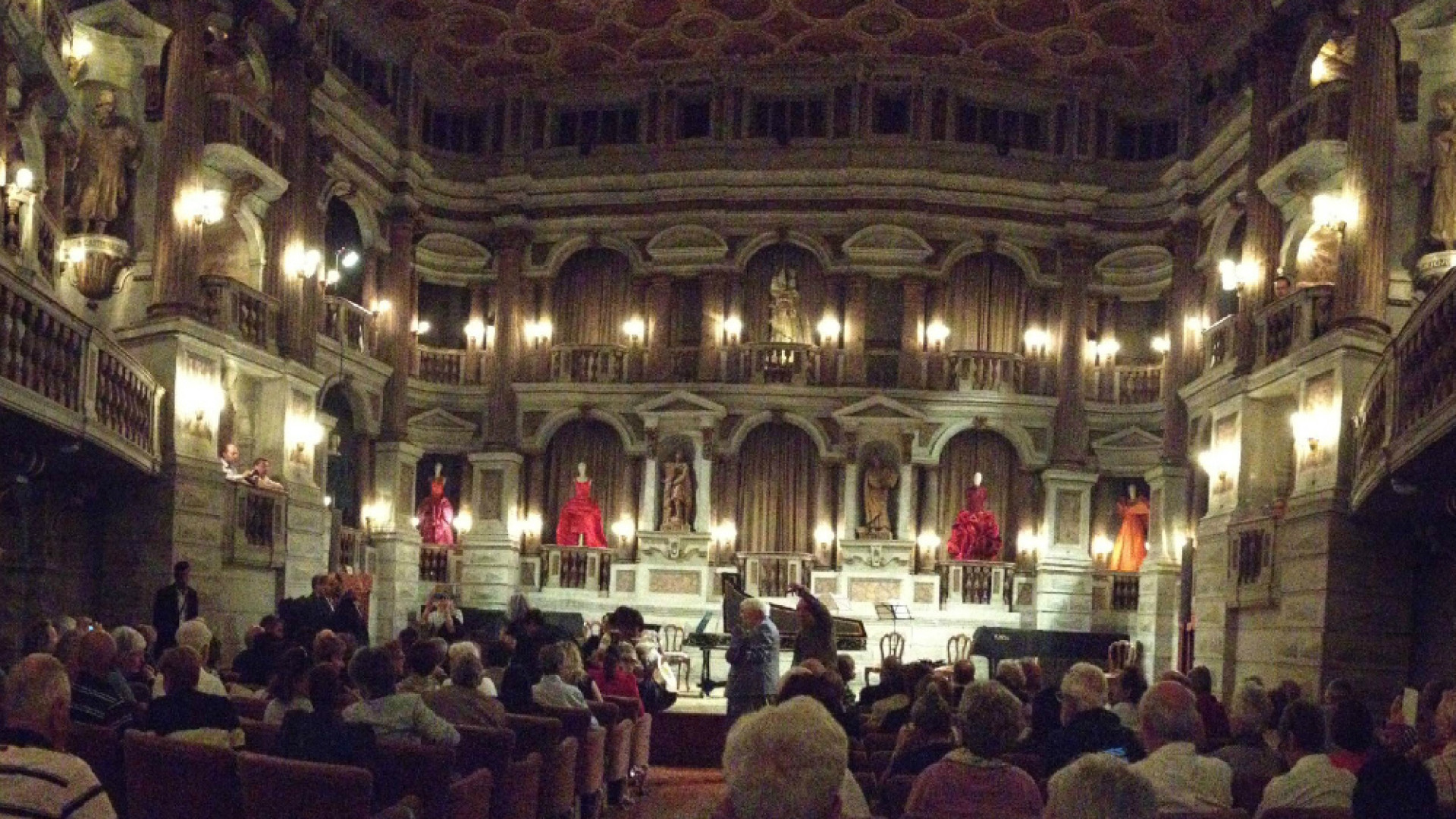 Immagine di Il Festival Monteverdi in crociera Musica sul grande fiume Tappa al teatro Bibiena di Mantova