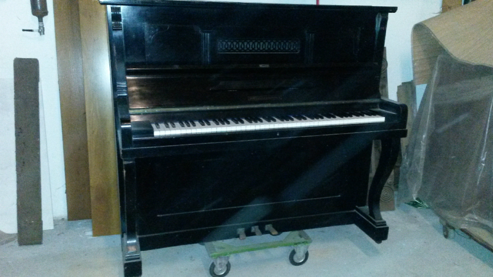 Immagine di Anelli, il signore dei pianoforti