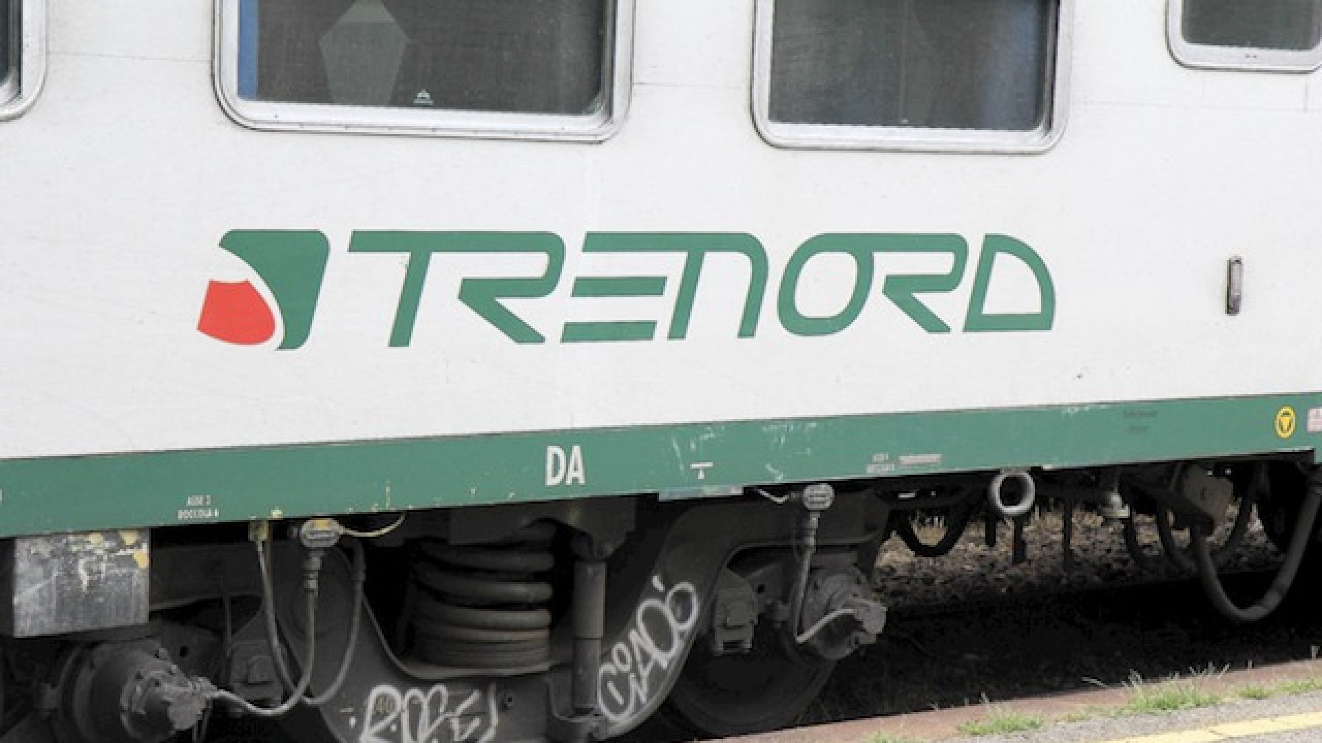 Immagine di Treni, linea da terzo mondo per il terzo millennio