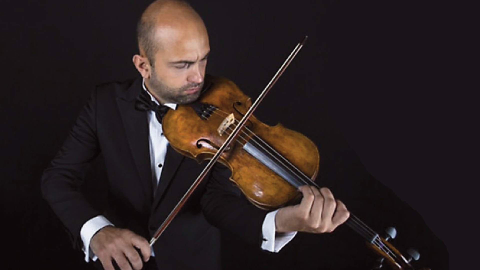 Immagine di Simone Gramaglia suona la viola Stradivari 1715