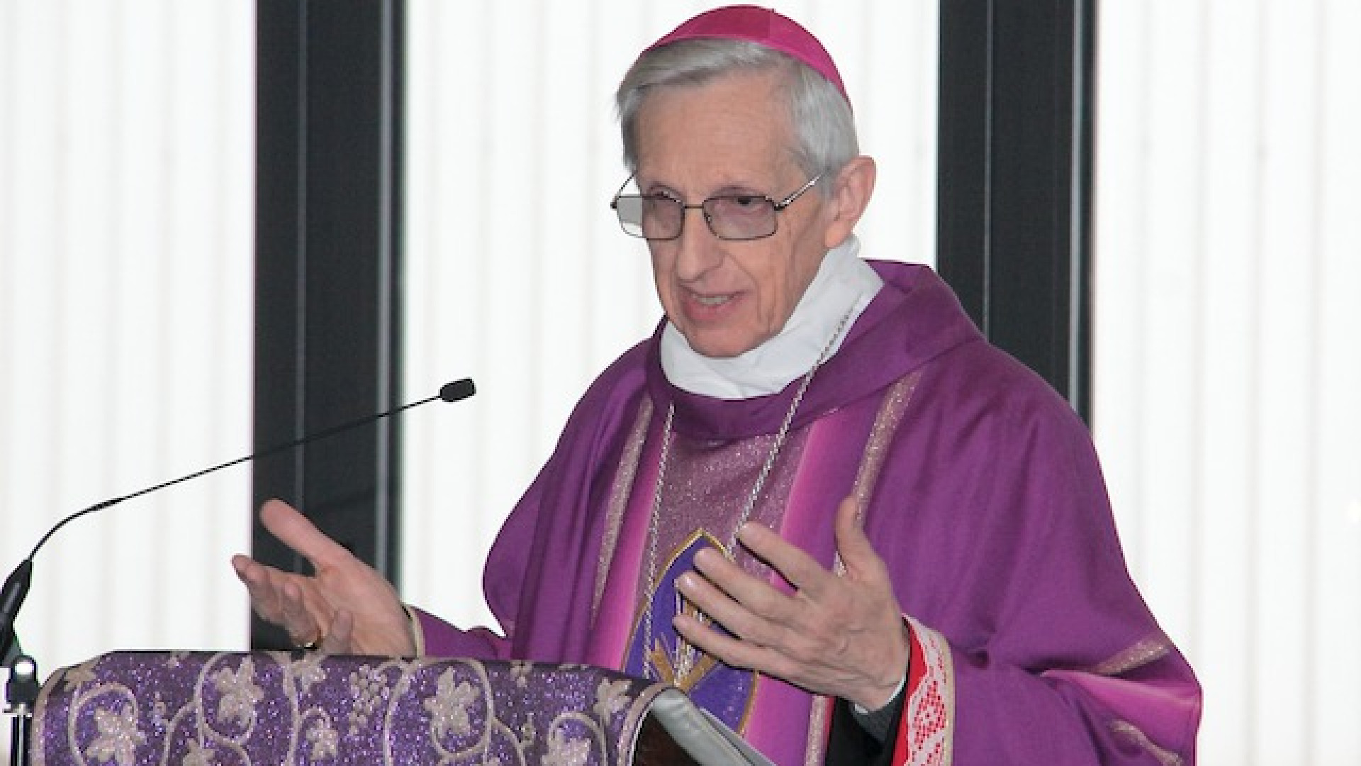 Immagine di Tu, uomo di Dio”: il 23 gennaio in Cattedrale la distribuzione della pubblicazione che sarà regalata al Vescovo Lafranconi