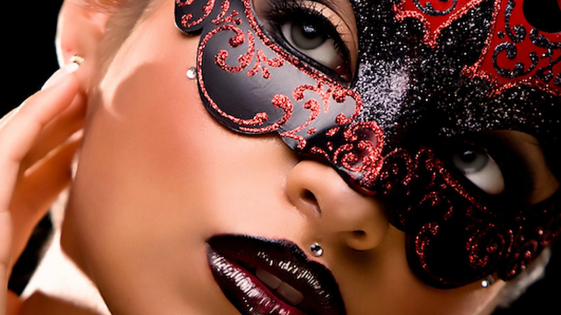 Immagine di Arte di cartapesta, dietro le quinte del Gran Carnevale